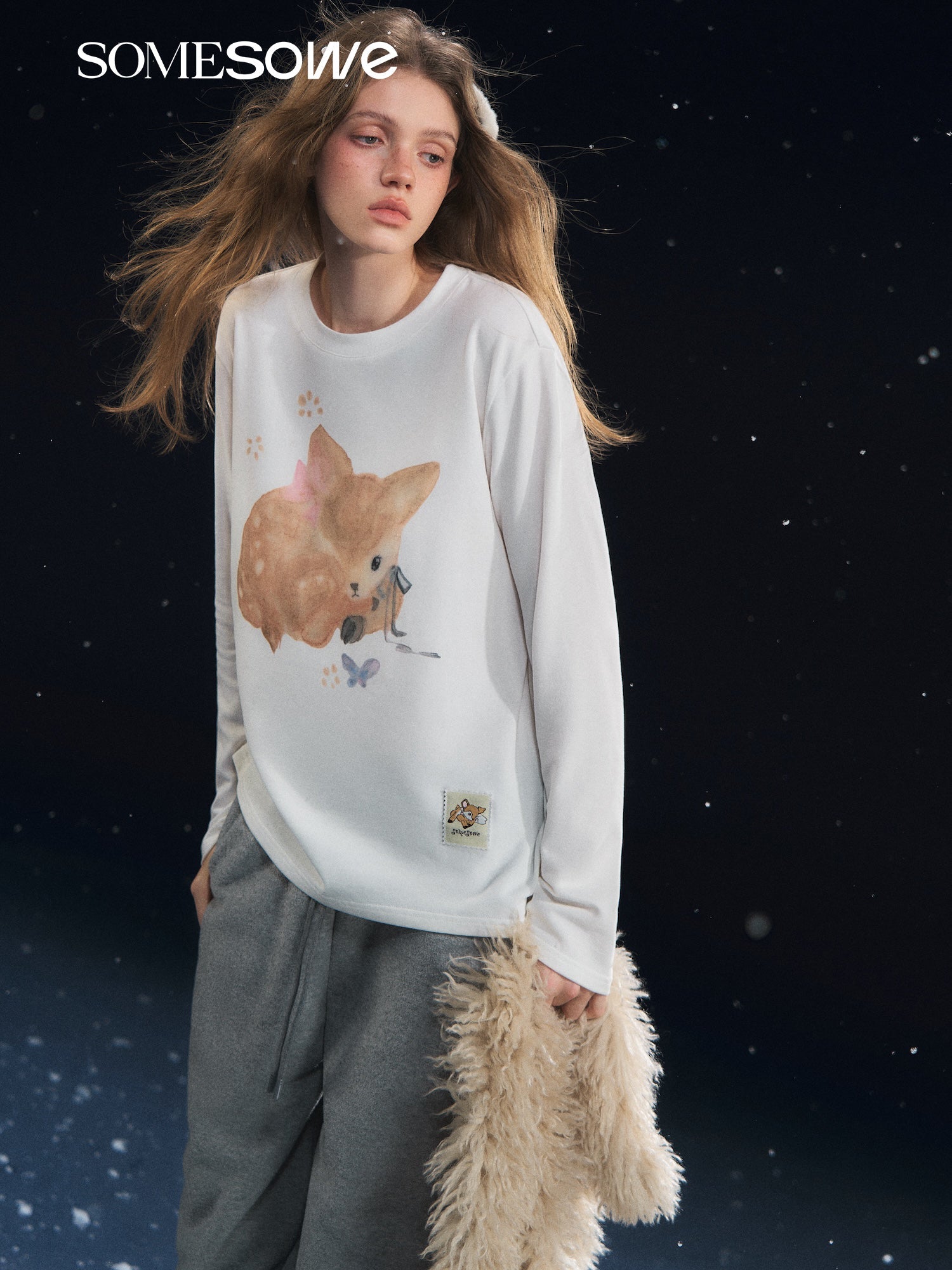 SOMESOWE Velvet Deer Long - Sleeved T-Shirt In Footprint White | MADAX