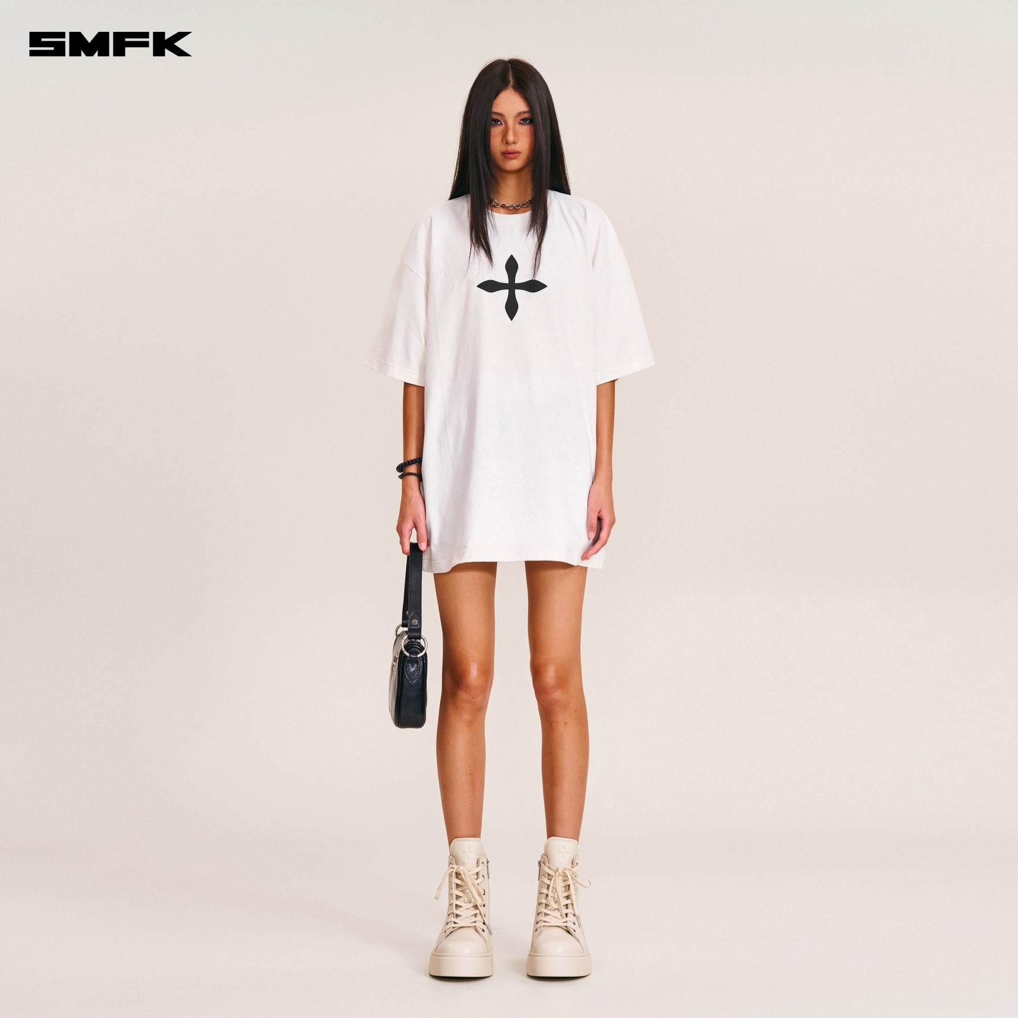 SMFK Vintage Compass Mode Loose Tee In Snow Mountain White | MADAX