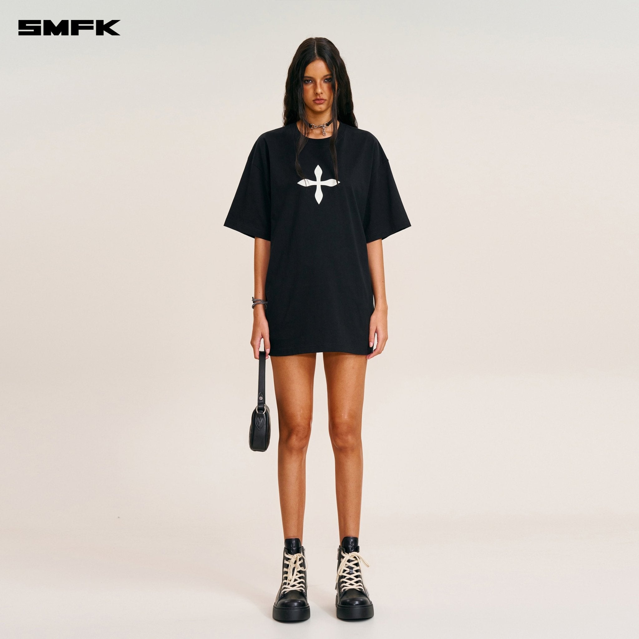 SMFK Vintage Compass Mode Loose Tee In Wild Black | MADAX