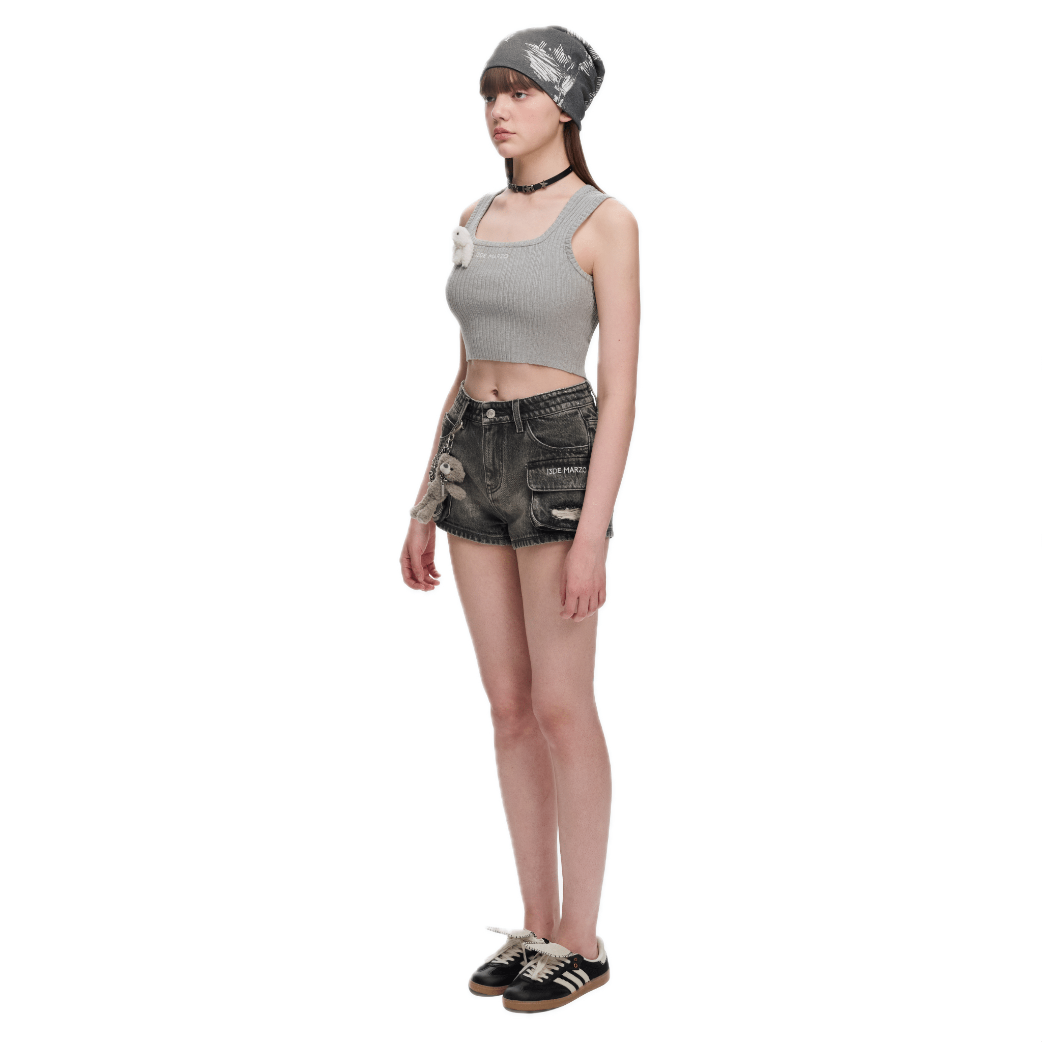 13DE MARZO Washed Denim Shorts with Bear Chain in Gray | MADAX