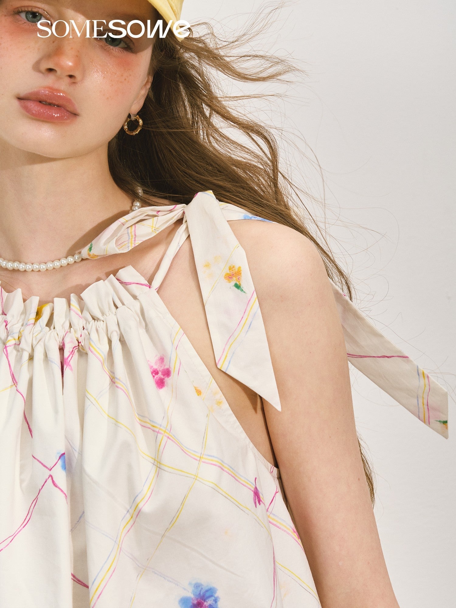 SOMESOWE Wave Hip - Hip Style Halter Neck Top In Flower Pattern | MADAX