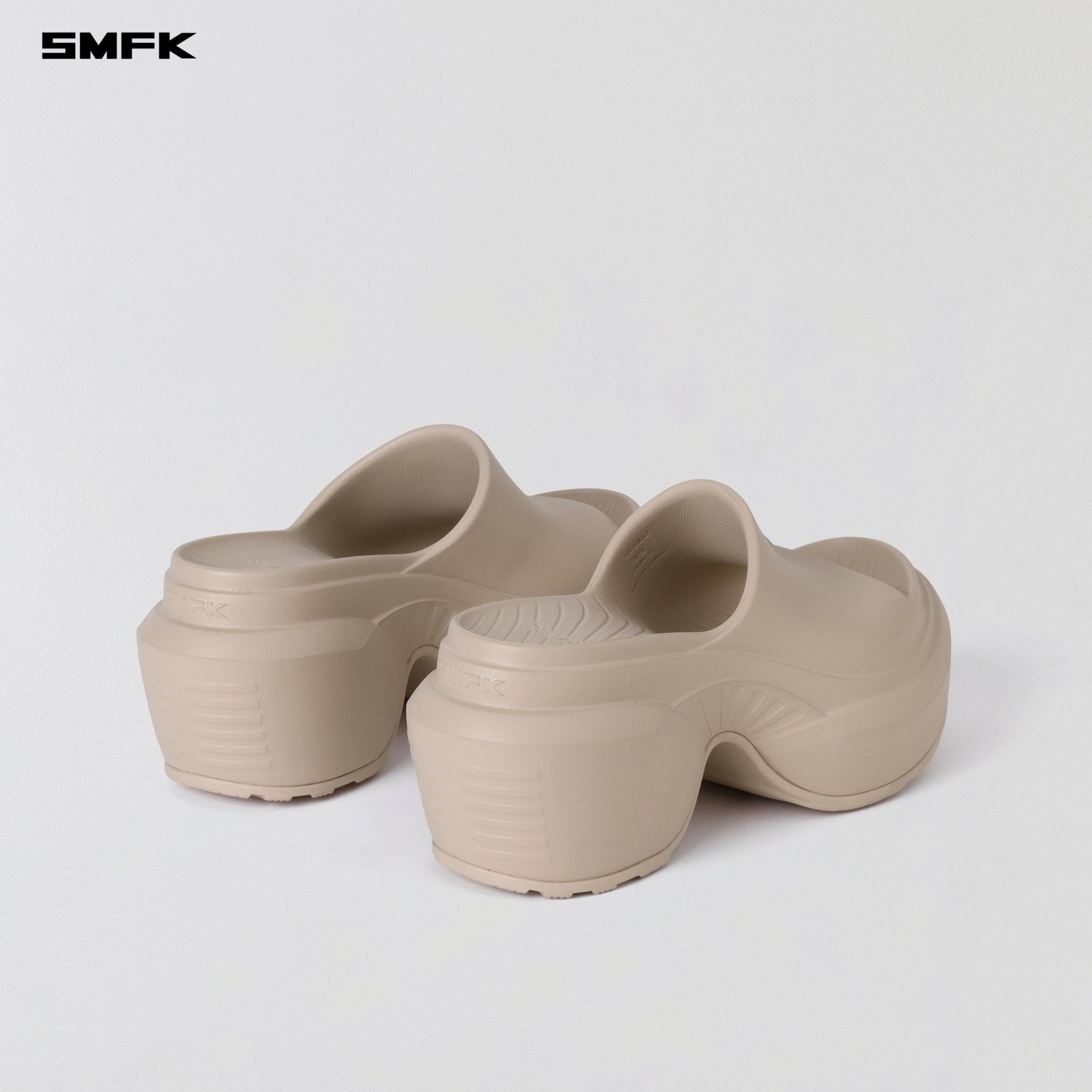 SMFK Wave Slipper High In Fresh Skin | MADAX