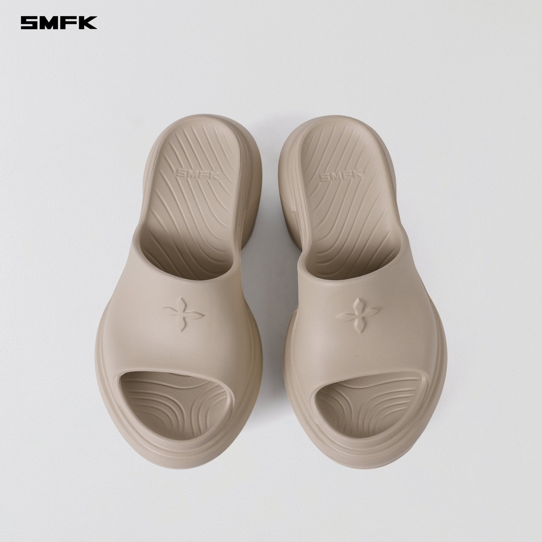 SMFK Wave Slipper High In Fresh Skin | MADAX