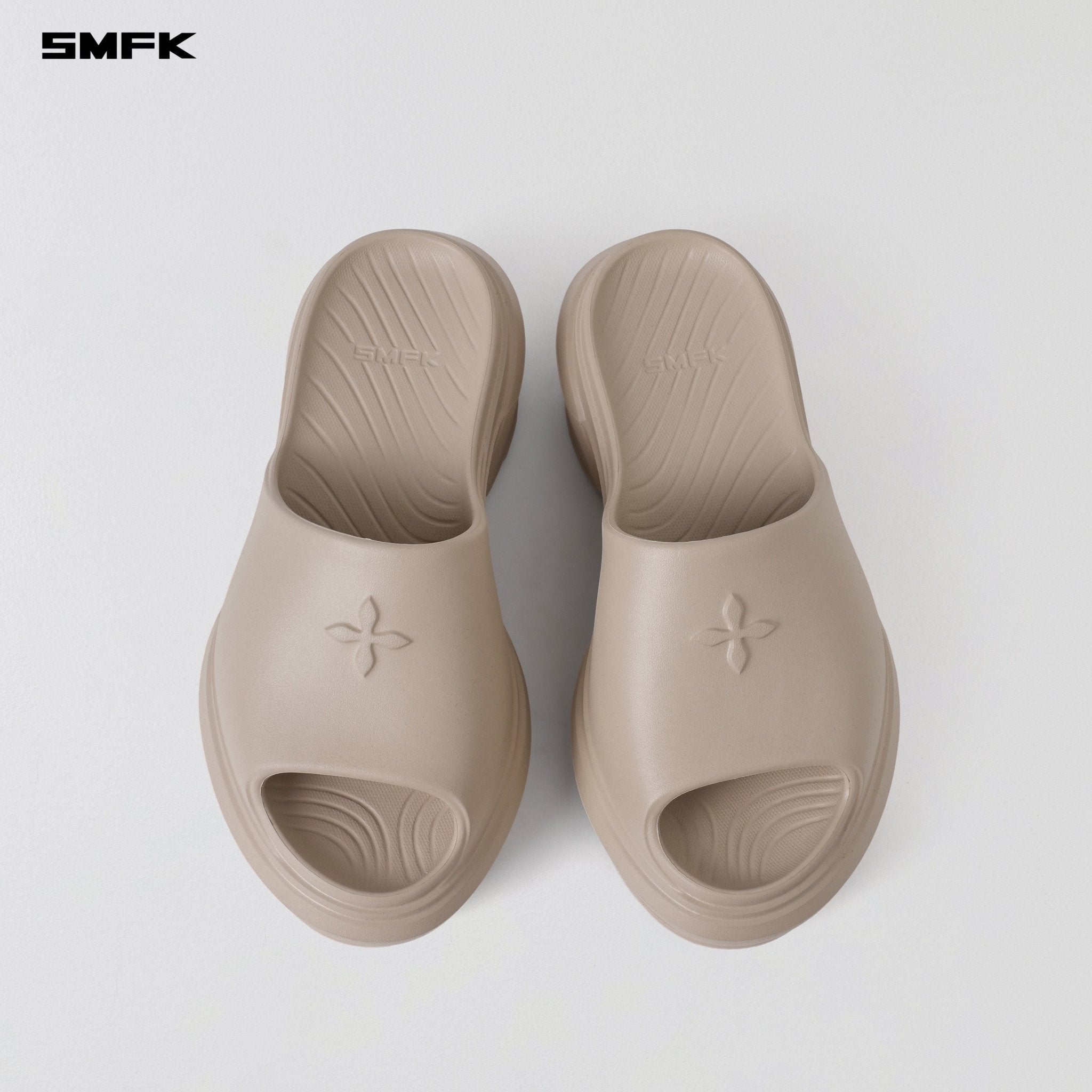 SMFK Wave Slipper In Fresh Skin | MADAX
