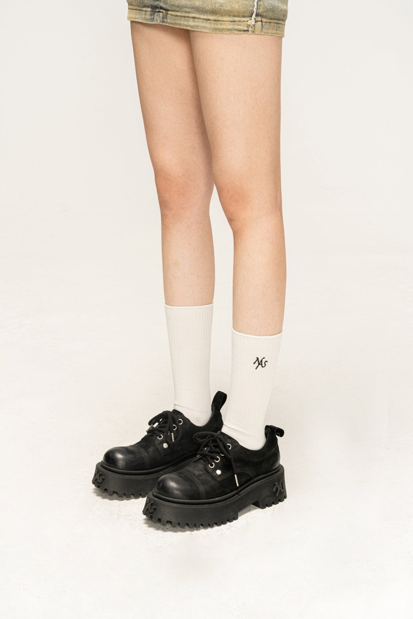 NAWS White Classic Loose Anklet Socks | MADAX