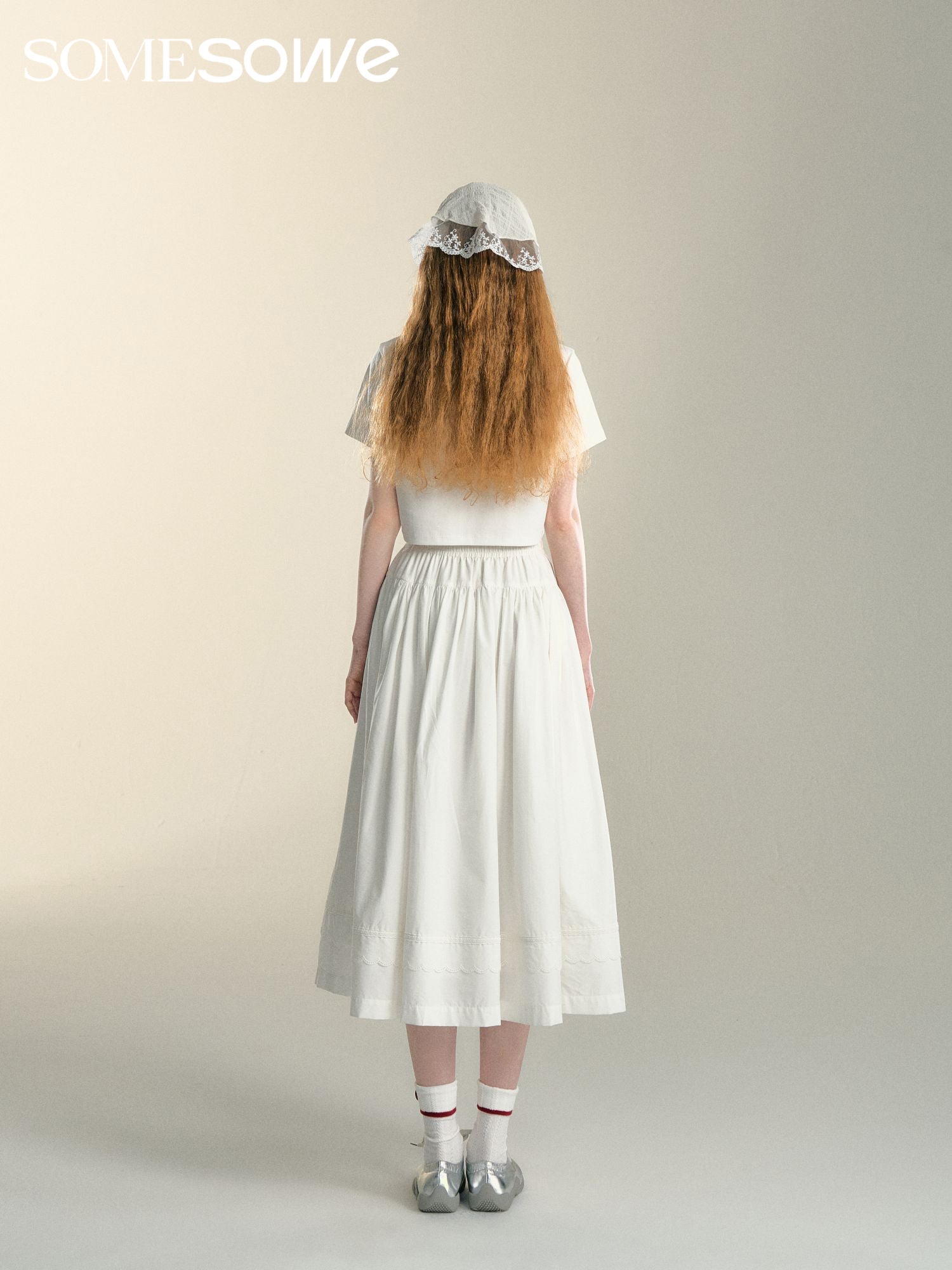 SOMESOWE White Lace Splicing Airy Skirt | MADA IN CHINA