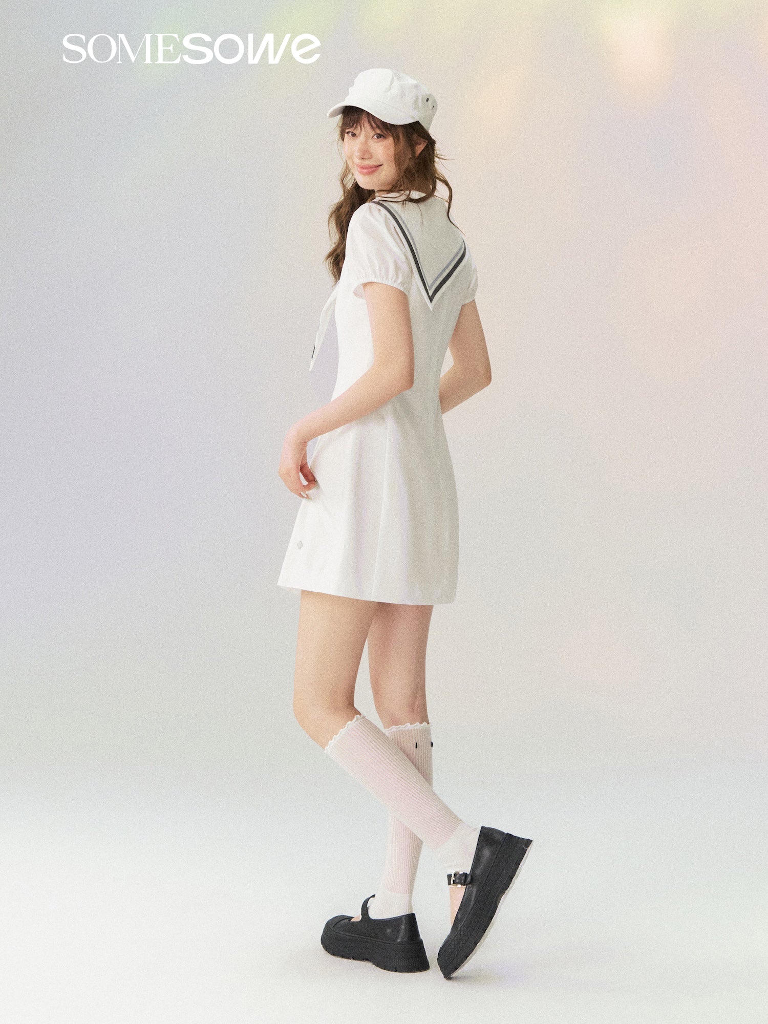 SOMESOWE White Short-Sleeved Dress | MADAX