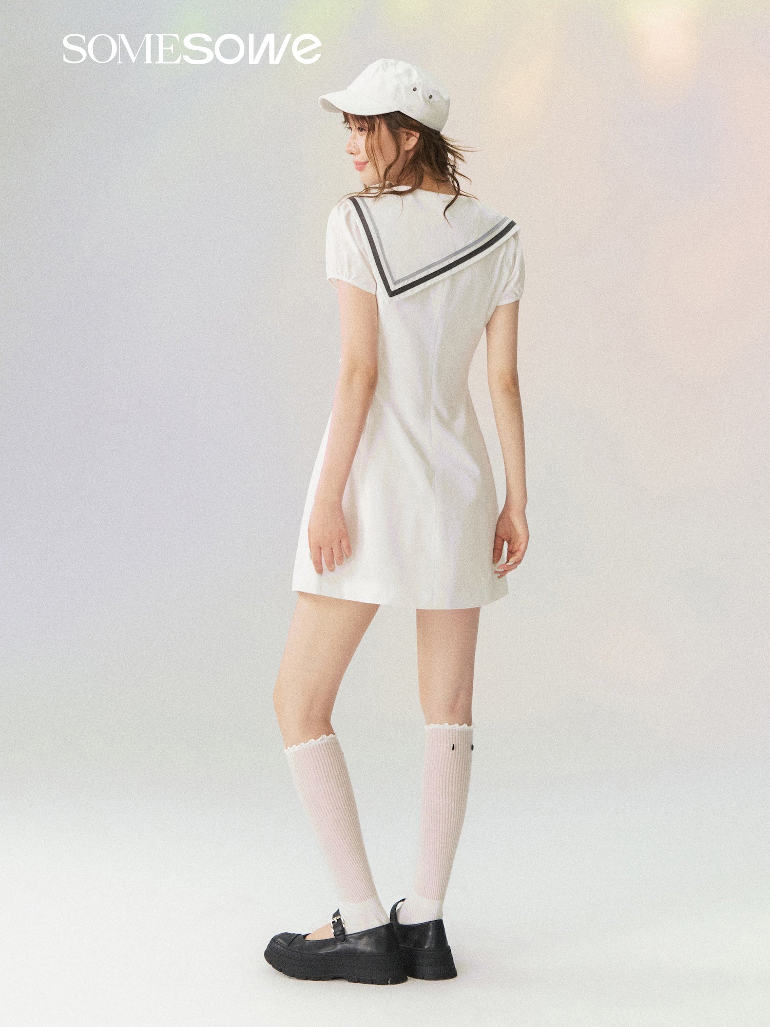 SOMESOWE White Short-Sleeved Dress | MADAX