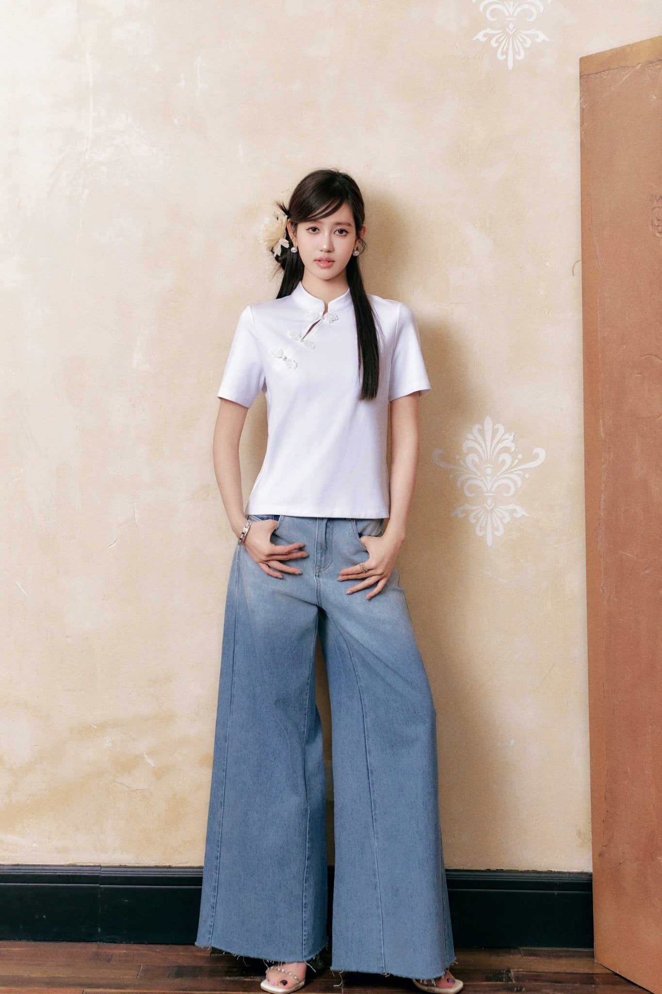 White Vintage Standing Collar Slant Lapel Plate Button T-Shirt | MADAX