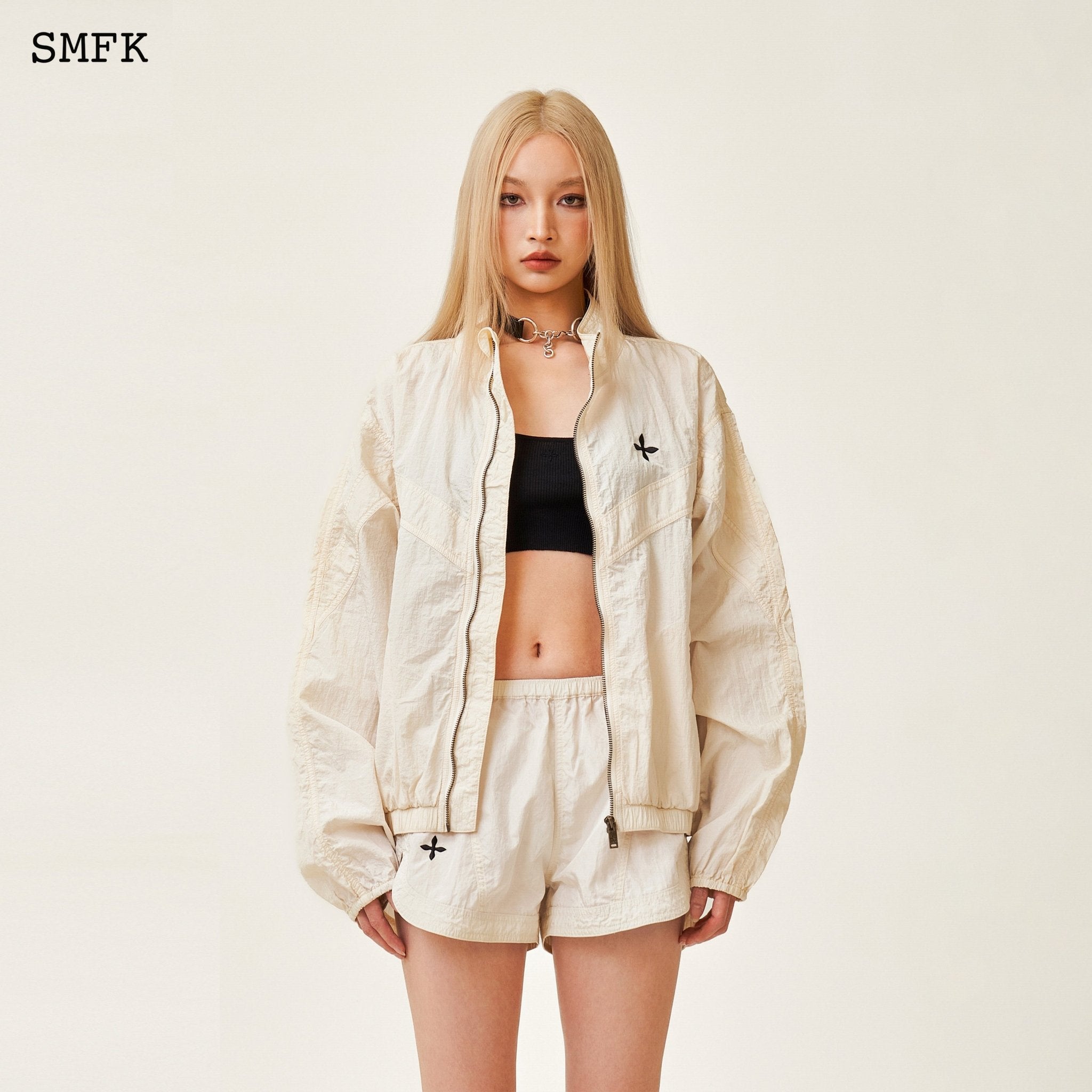 SMFK Ancient Myth Viper Jogging Shorts In White | MADA IN CHINA