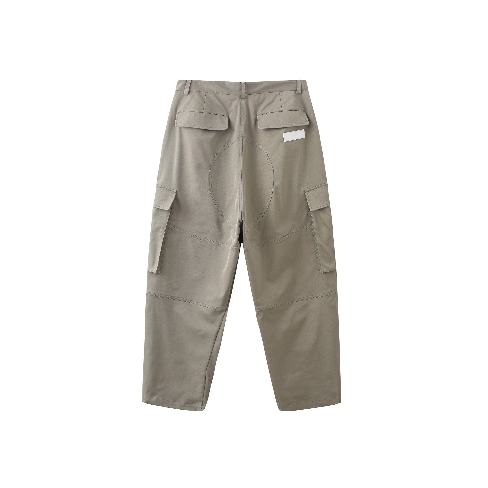 ROARINGWILD Baggy Cargo Pants | MADA IN CHINA