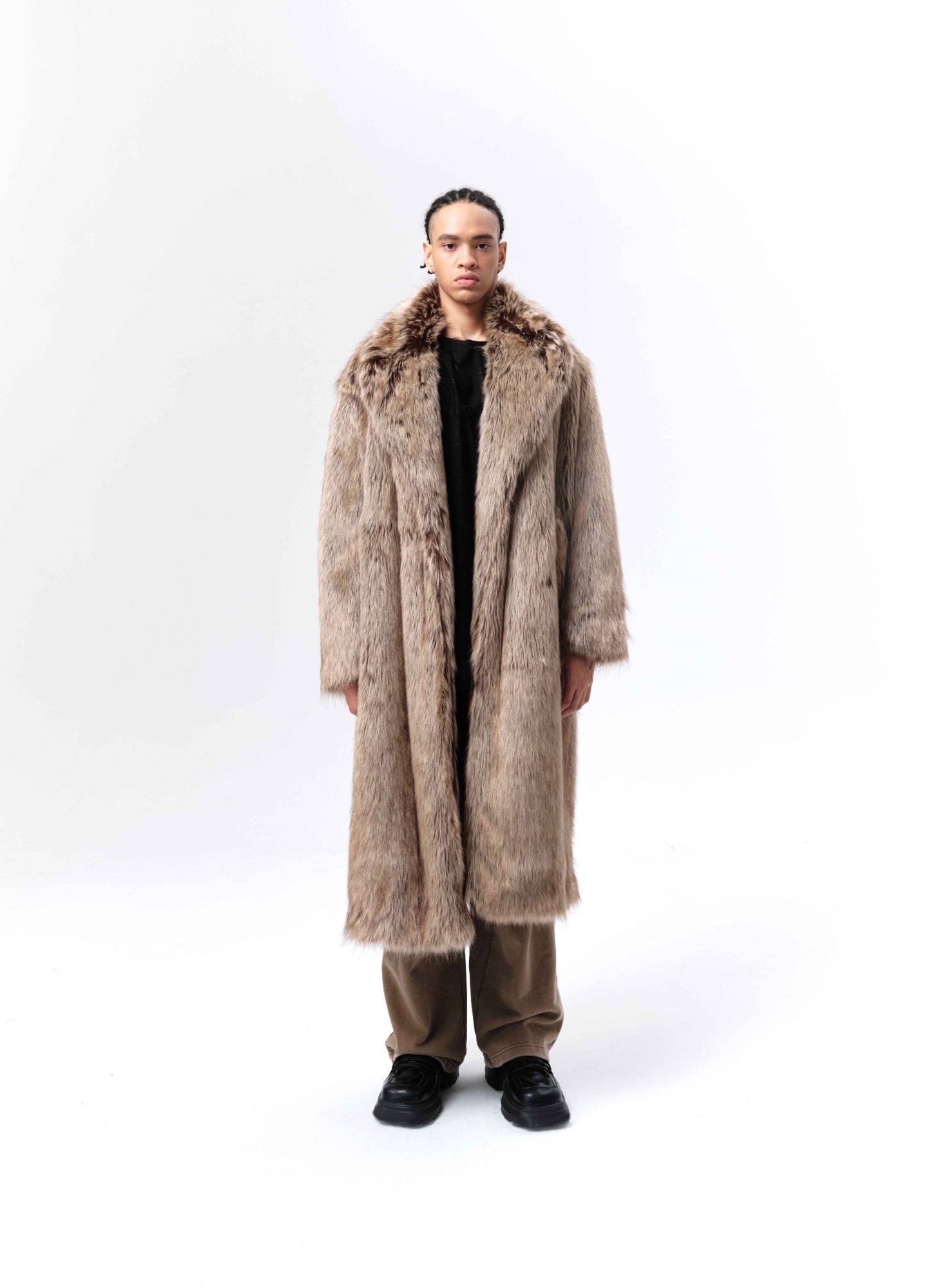 VANN VALRENCÉ Batik Weaving Eco Fur Long Coat | MADA IN CHINA