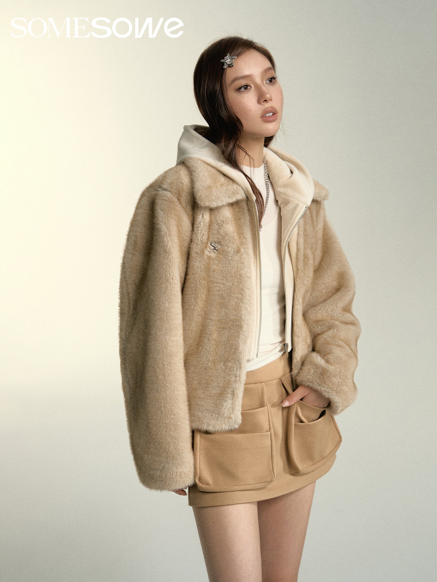 SOMESOWE Beige Faux Fur Two Piece Coat | MADA IN CHINA