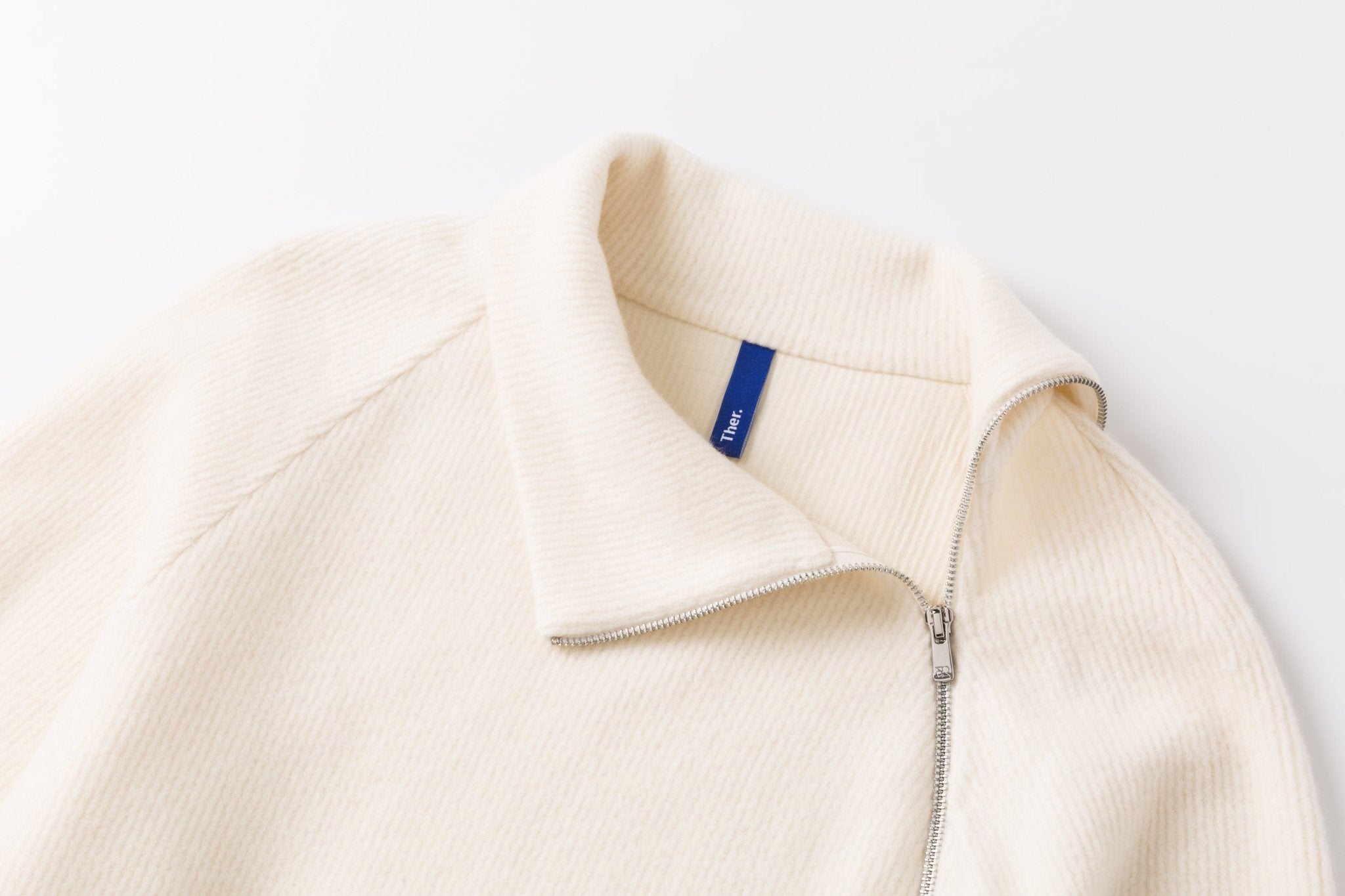 Ther. Beige Zipped turtleneck wool pullover | MADA IN CHINA