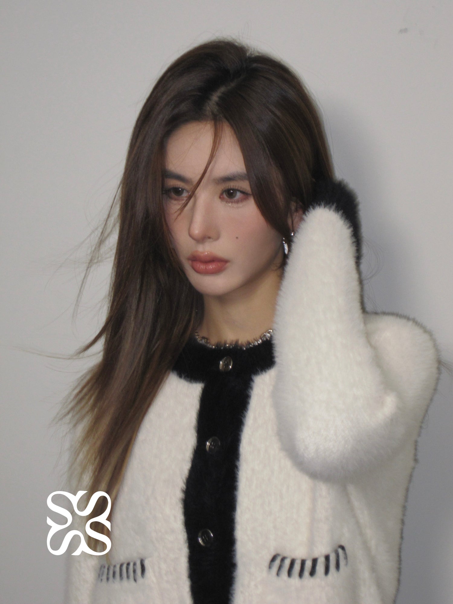 SOMESOWE Black And White Fake Fur Retro Coat | MADA IN CHINA