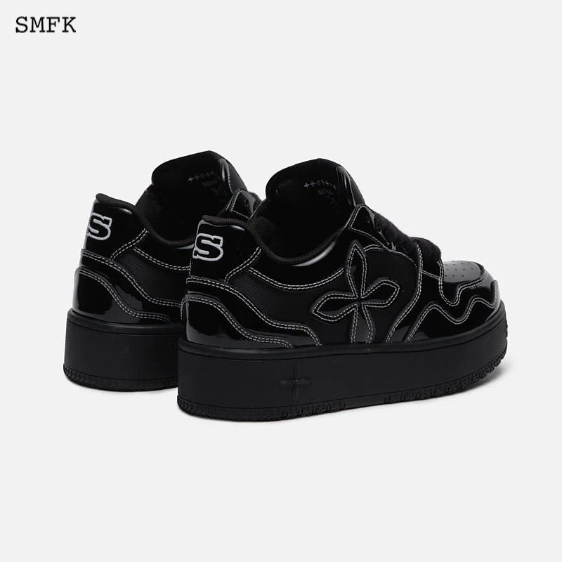 SMFK Black Balloon Skate Shoes | MADA IN CHINA