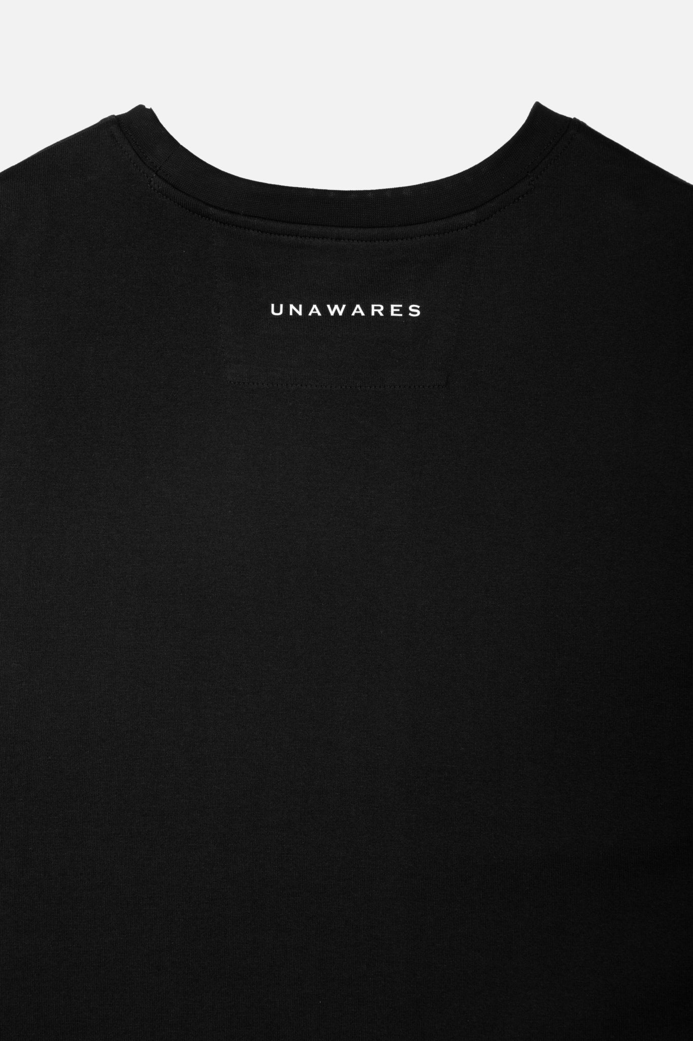 UNAWARES Black Basic Slim Fit T-shirt | MADA IN CHINA