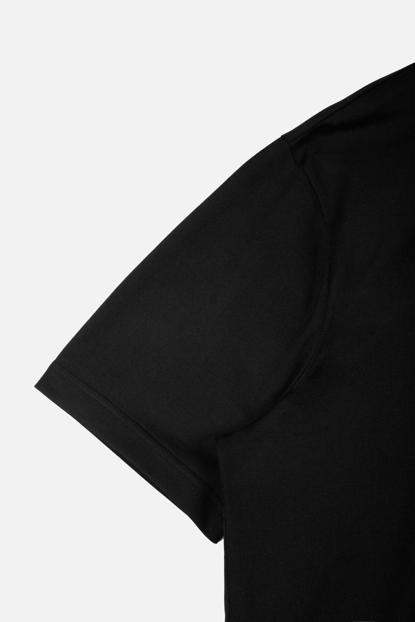 UNAWARES Black Basic Slim Fit T-shirt | MADA IN CHINA