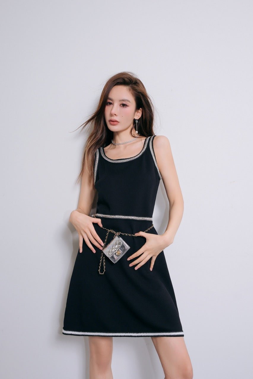 DIANA VEVINA Black Chain Trim Dress | MADA IN CHINA