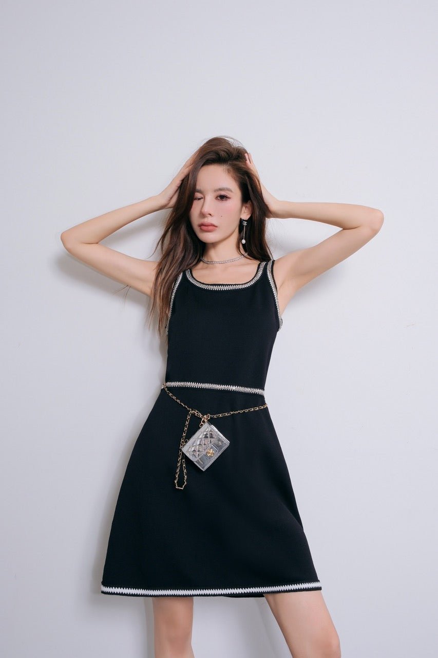 DIANA VEVINA Black Chain Trim Dress | MADA IN CHINA