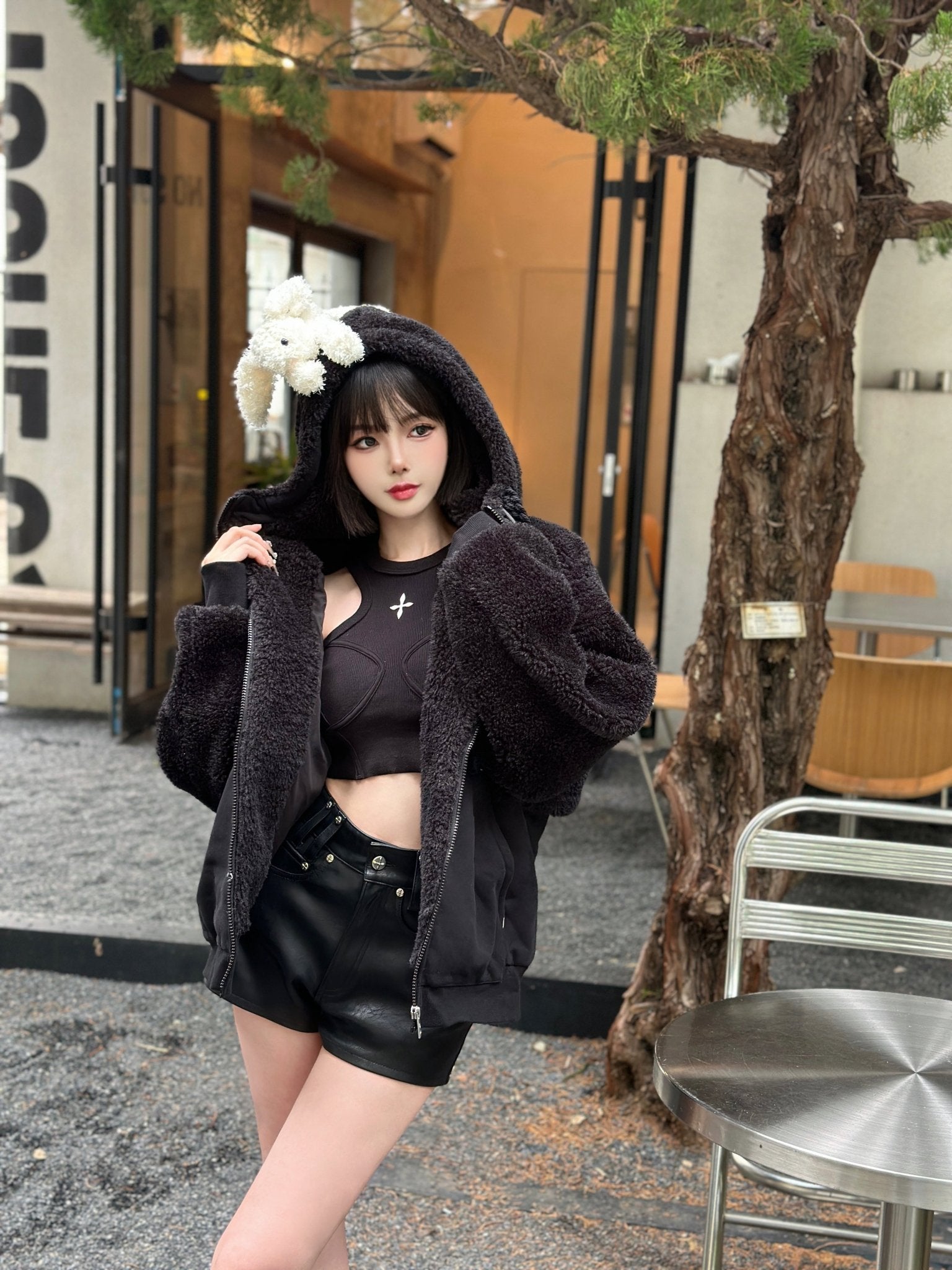 13DE MARZO Black Fake Lamb Fur Patchwork Hoodie | MADA IN CHINA