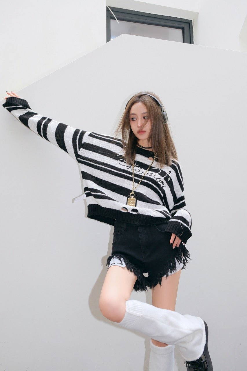 DIANA VEVINA Black Fringed Shorts | MADA IN CHINA