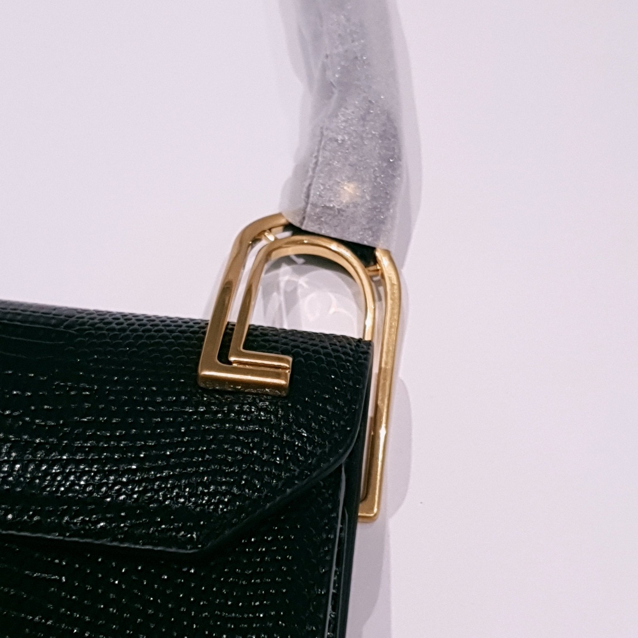 APEDE MOD Black Lizard Skin Pattern Shoulder Bag | MADA IN CHINA