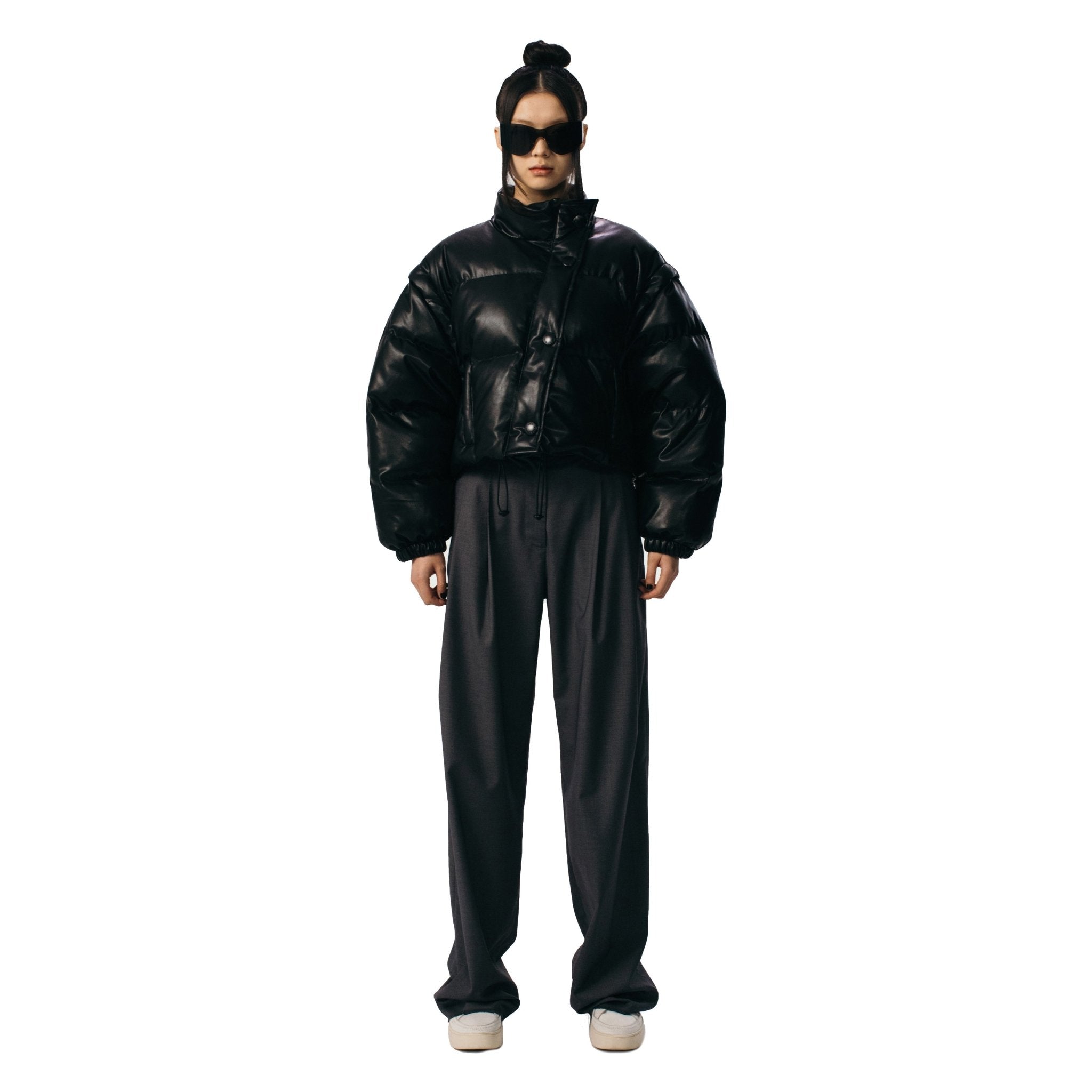 ANN ANDELMAN Black Short Down Jacket | MADA IN CHINA