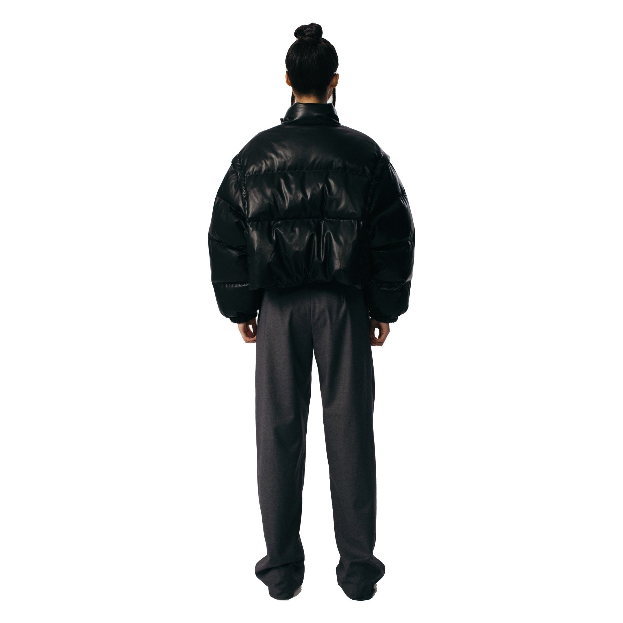 ANN ANDELMAN Black Short Down Jacket | MADA IN CHINA