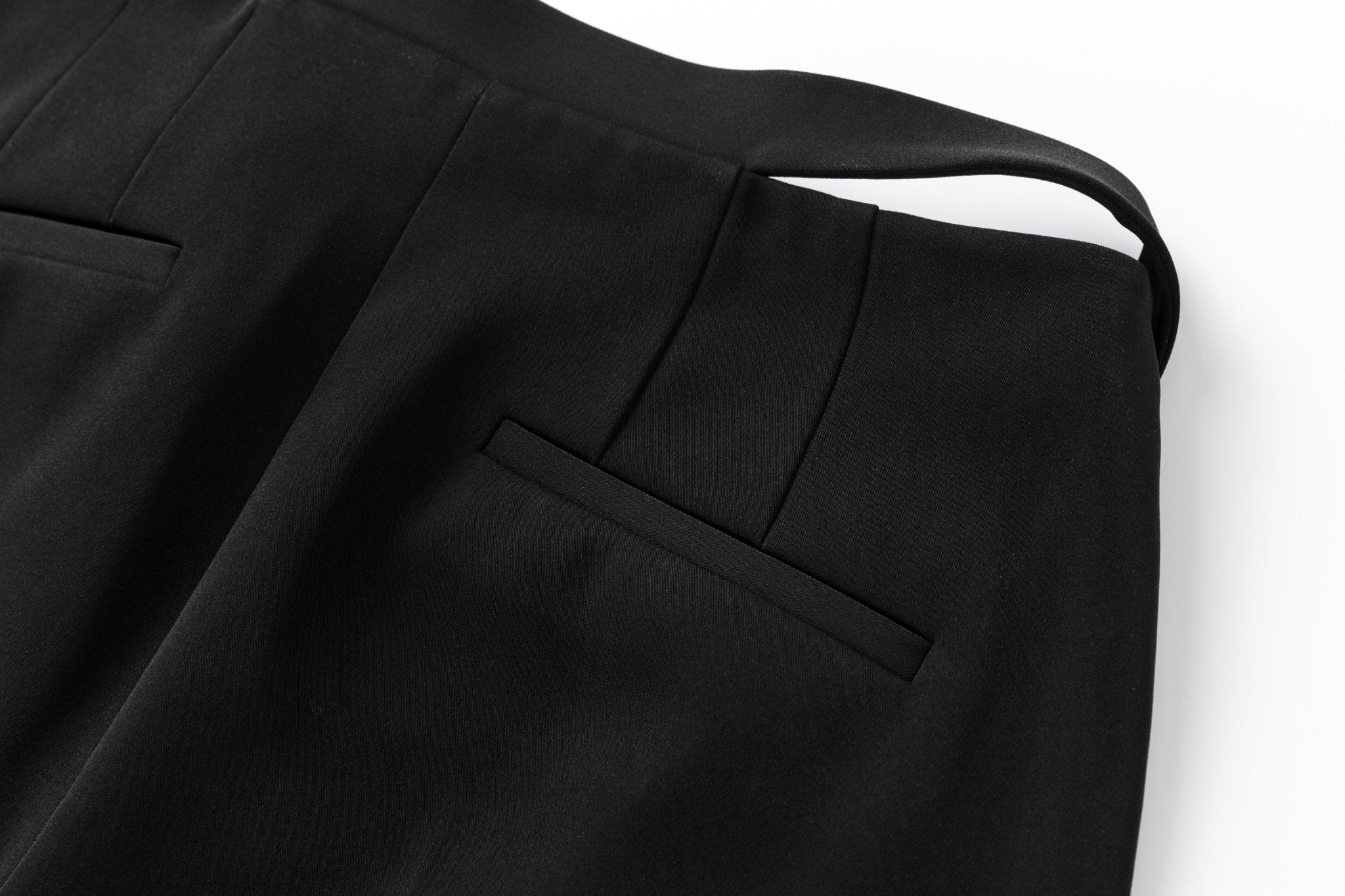 Ther. Black Slip straight-legged trousers | MADA IN CHINA