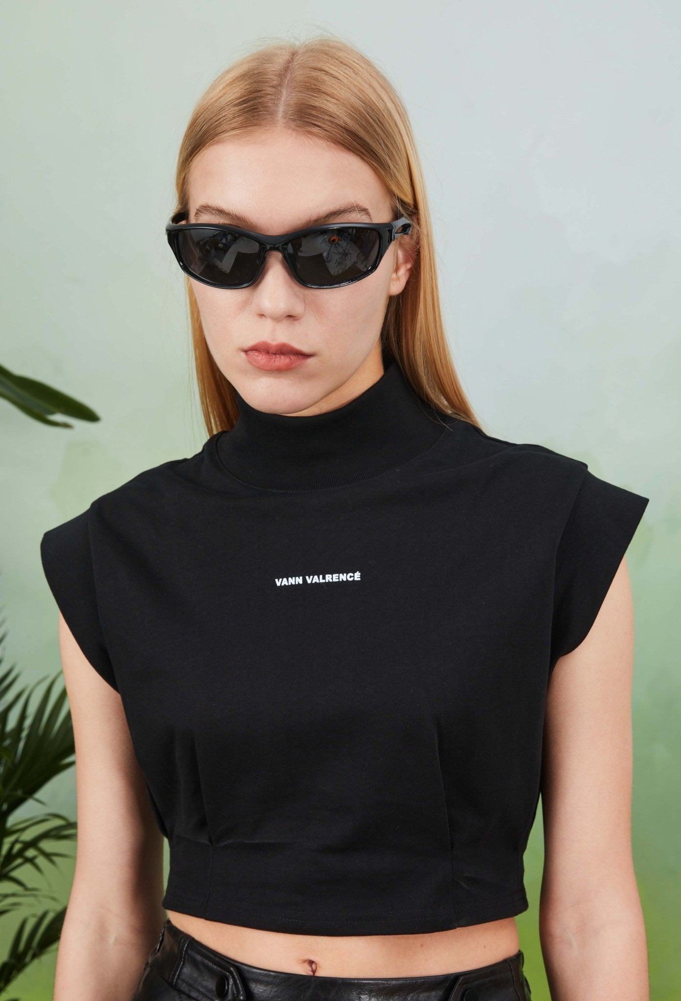 VANN VALRENCÉ Black Women Short High-neck T-shirt | MADA IN CHINA