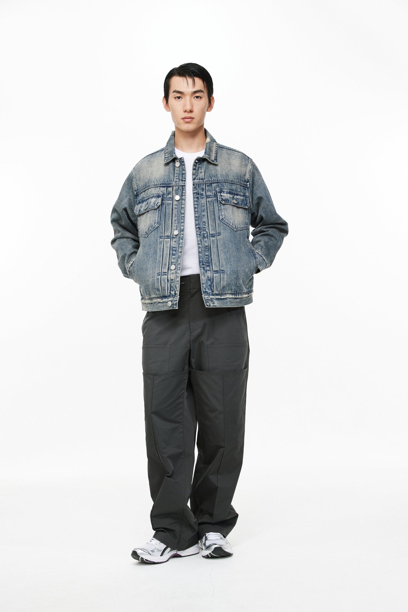 UNAWARES Blue Mirror Metal Strip Washed Denim Jacket | MADA IN CHINA