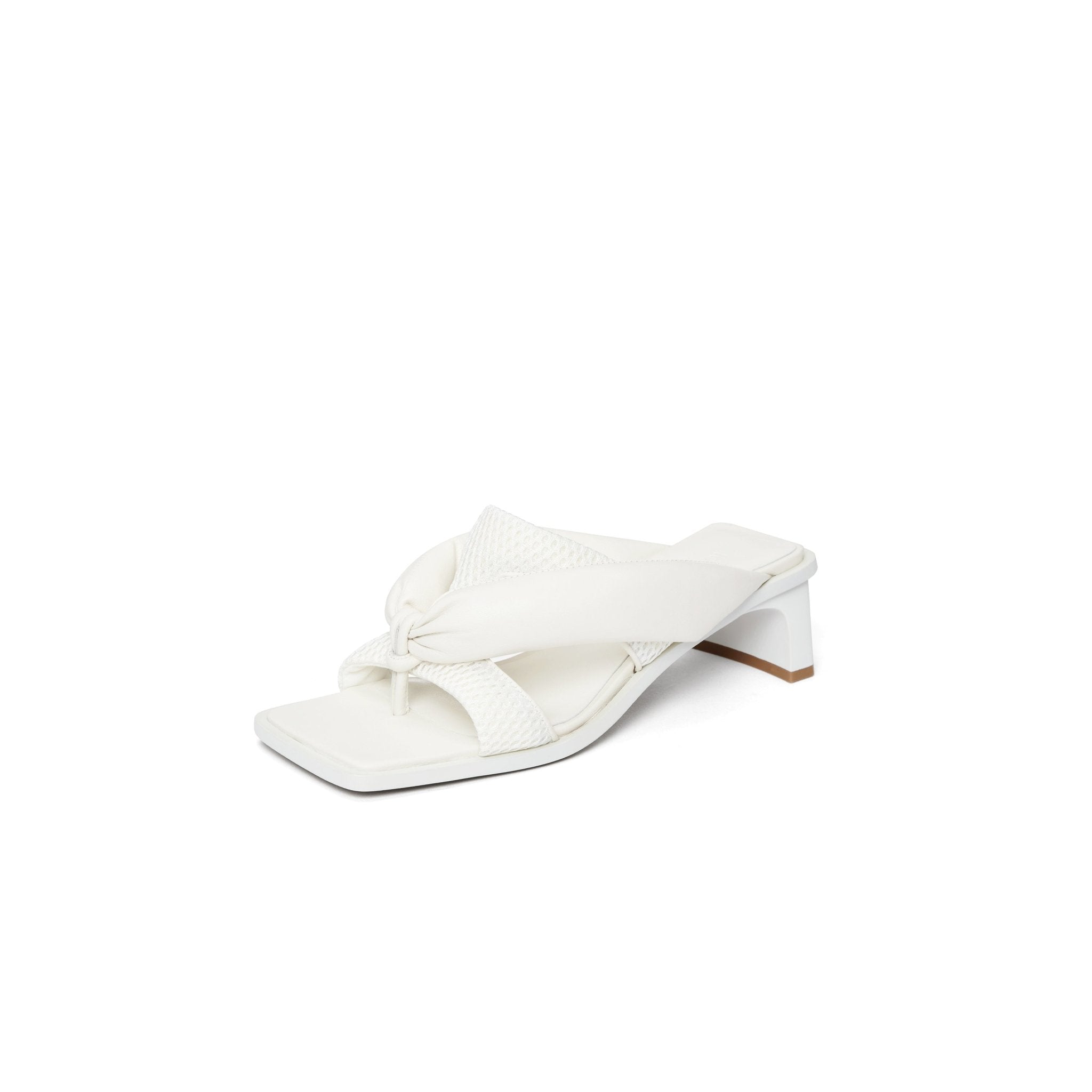 LOST IN ECHO Bread-Filled High-Heeled Flip Flops White | MADA IN CHINA