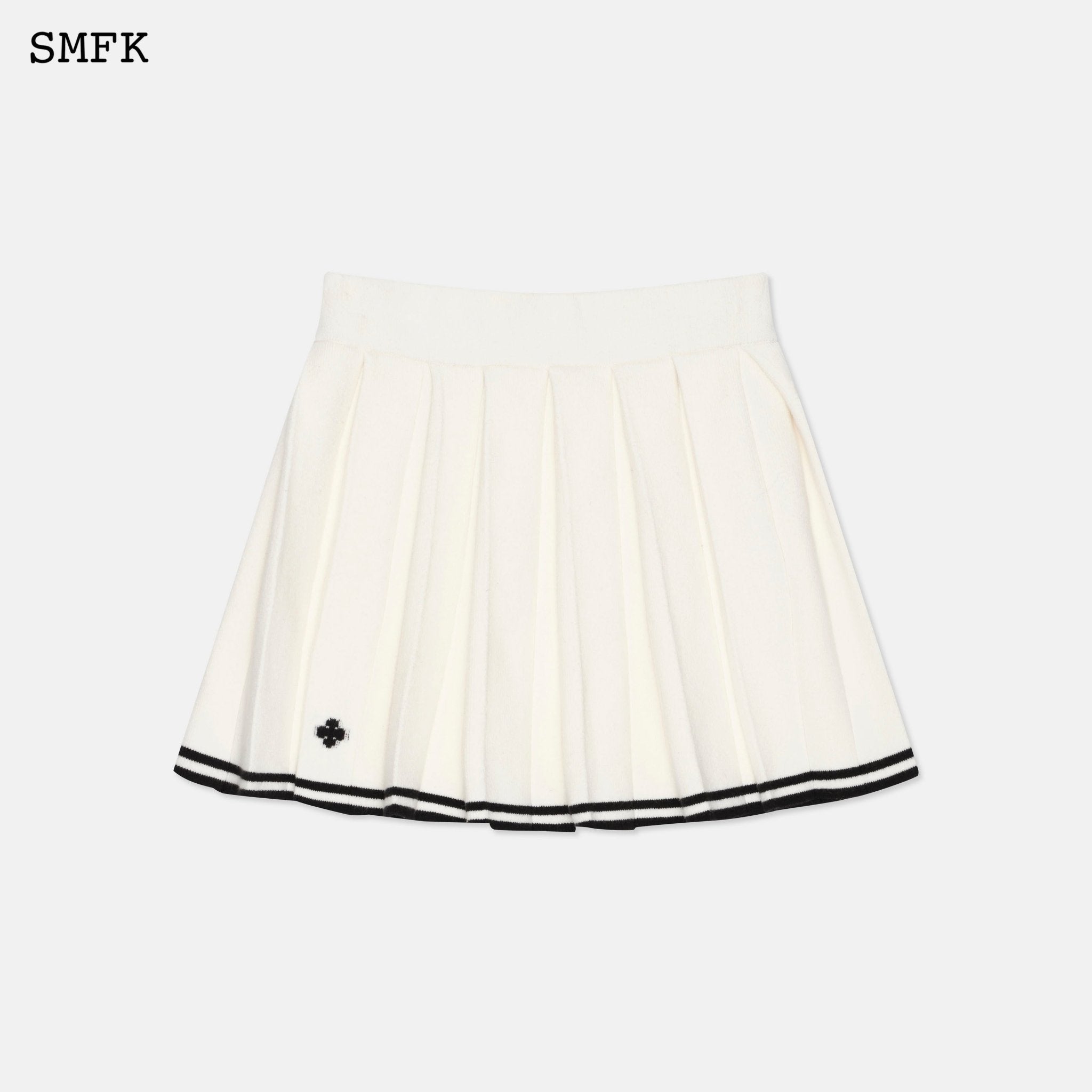 SMFK Compass Academy White Cashmere Pleated Skirt | MADA IN CHINA