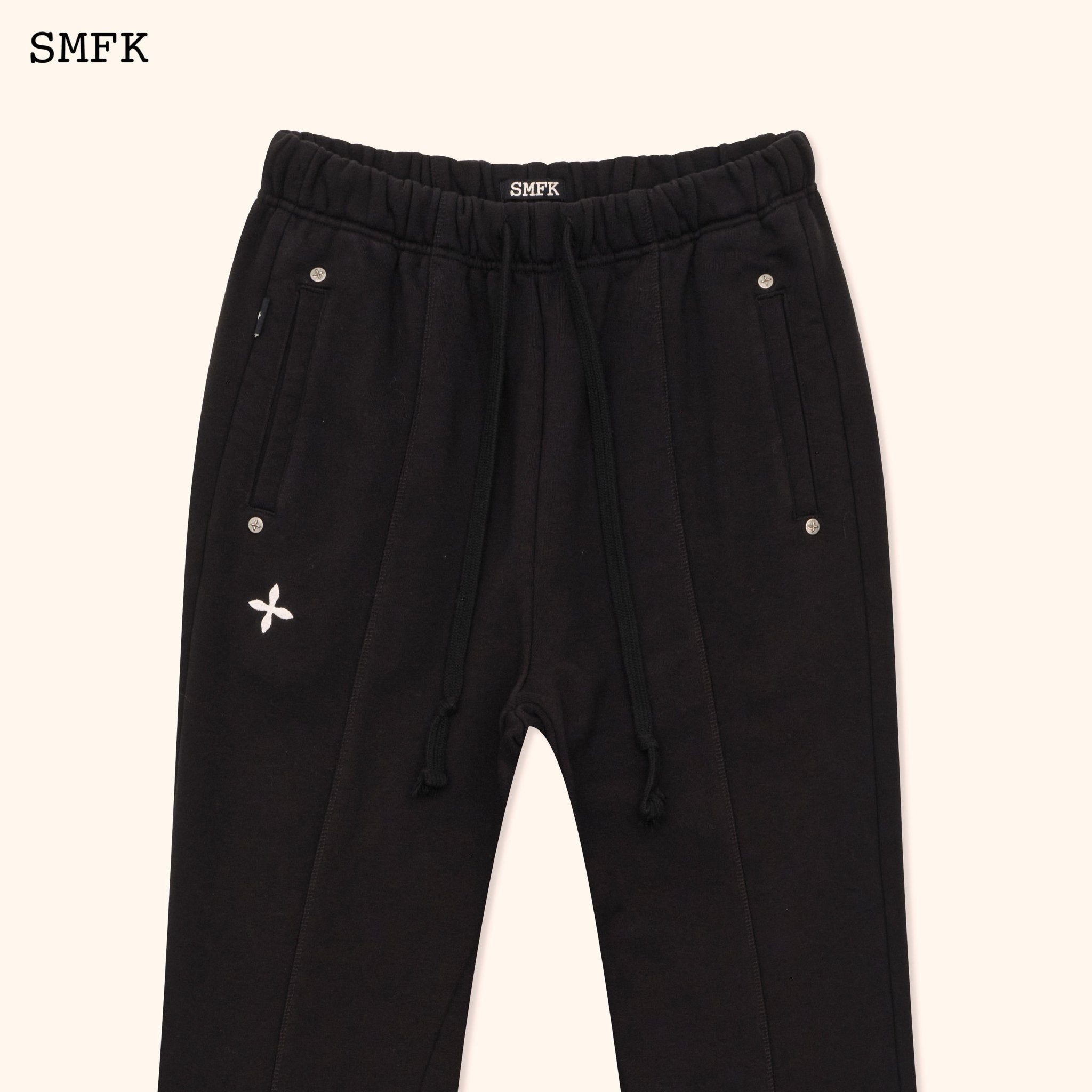 SMFK Compass Classic Cross Flared Sweatpants In Black | MADA IN CHINA