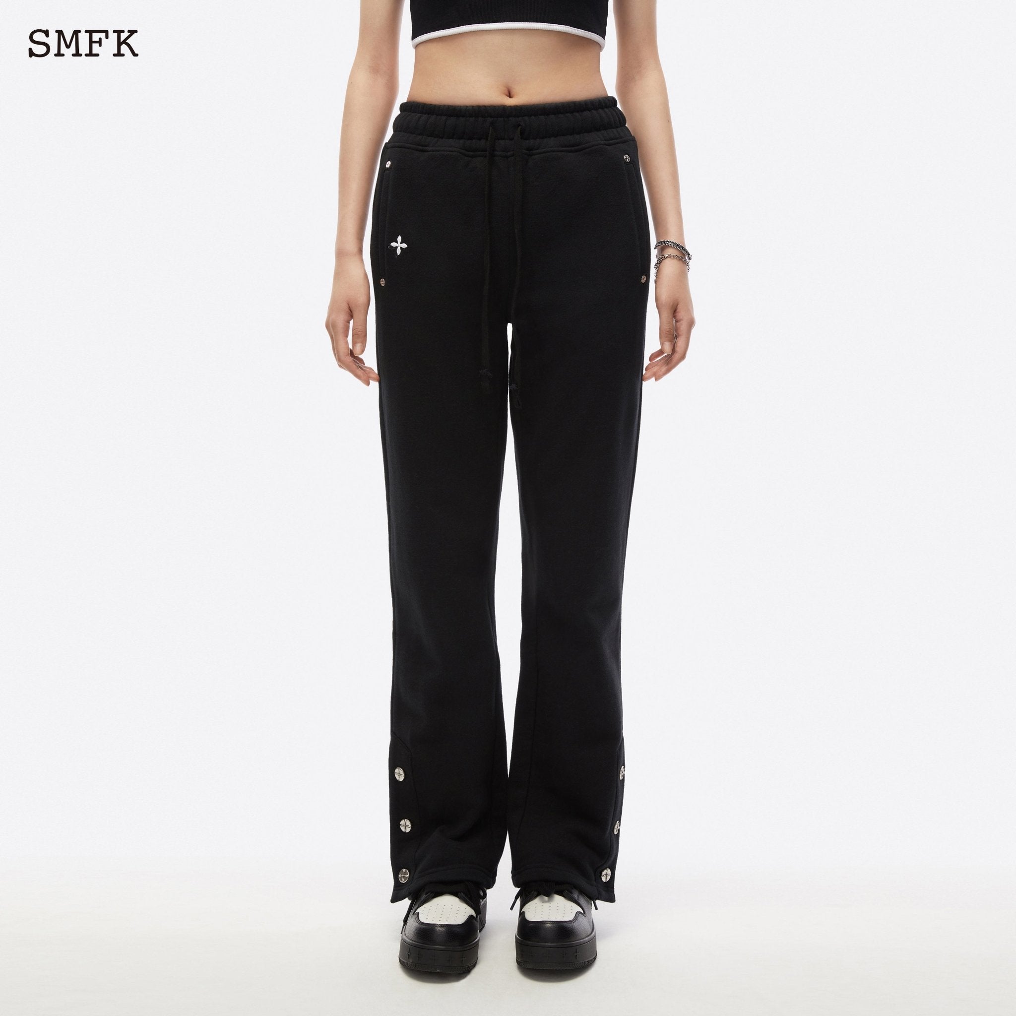 SMFK Compass Cross Biker Leggings Midnight Black | MADA IN CHINA