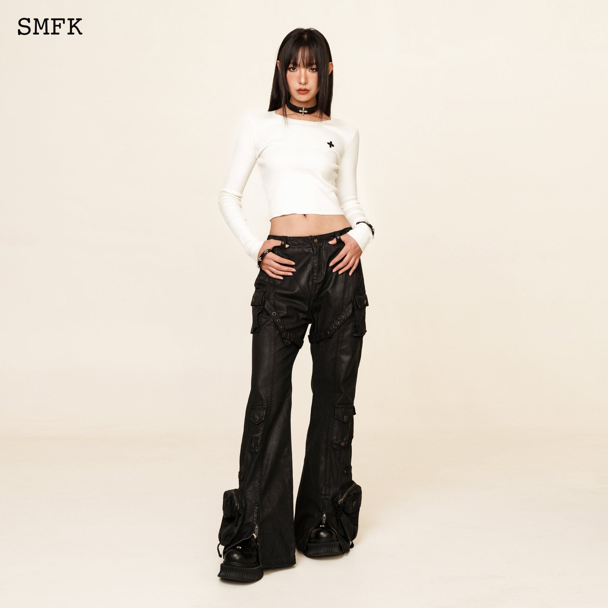 SMFK Compass Cross Classic Riding Knitted Top In White | MADA IN CHINA