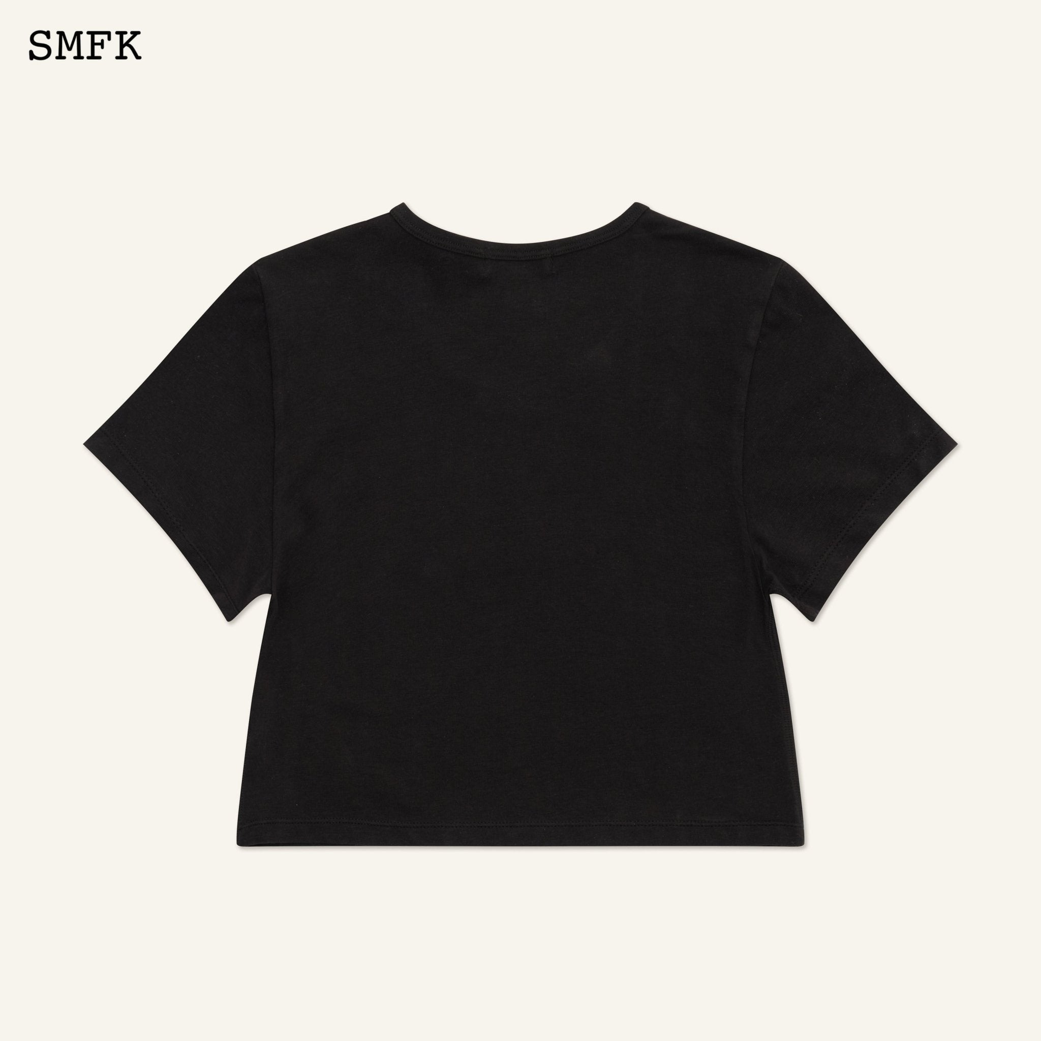 SMFK Compass Cross Classic Sporty Tights Tee In Black | MADA IN CHINA