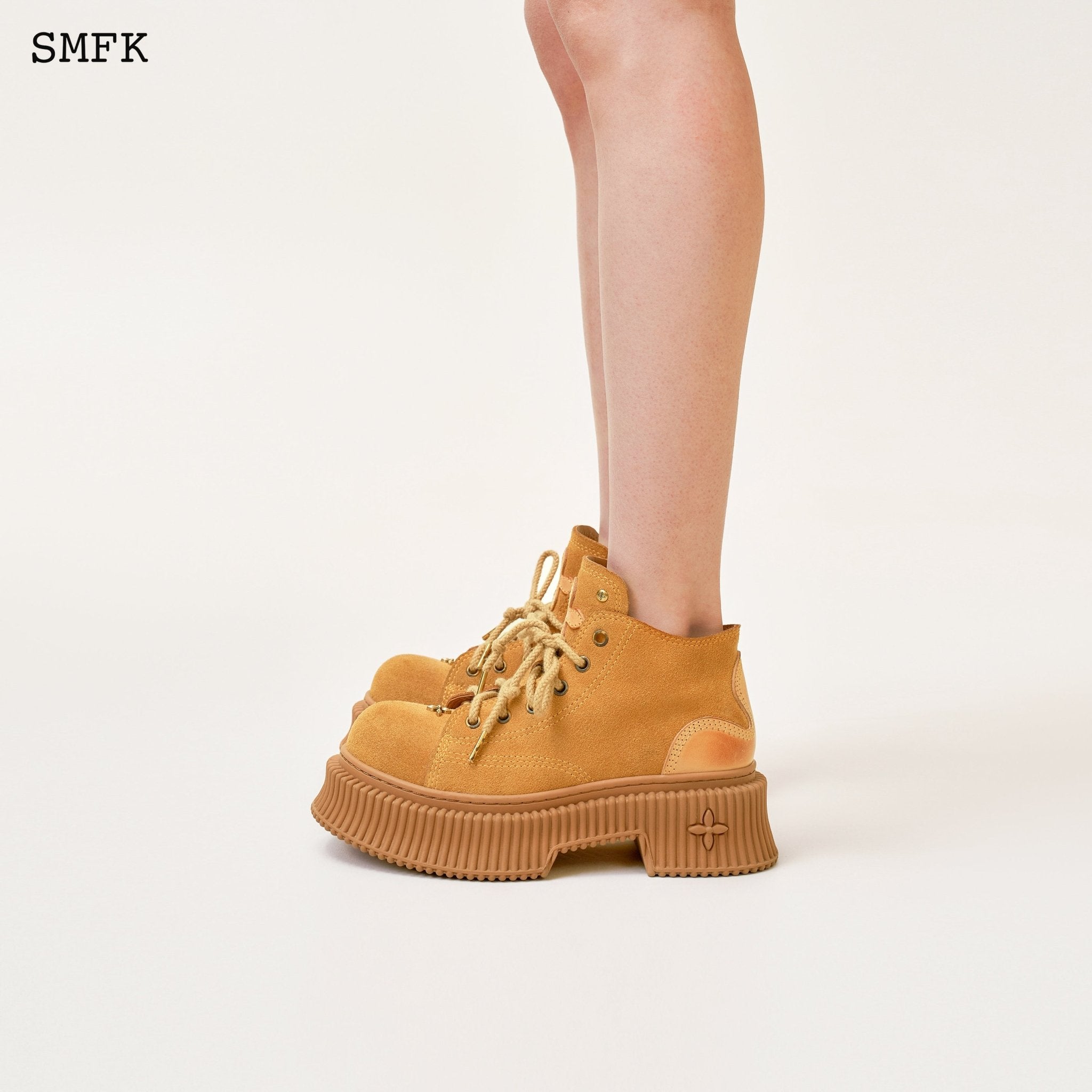 コンパス クロス ロートップ ジンジャーブレッド デザート ブーツ | MADAX