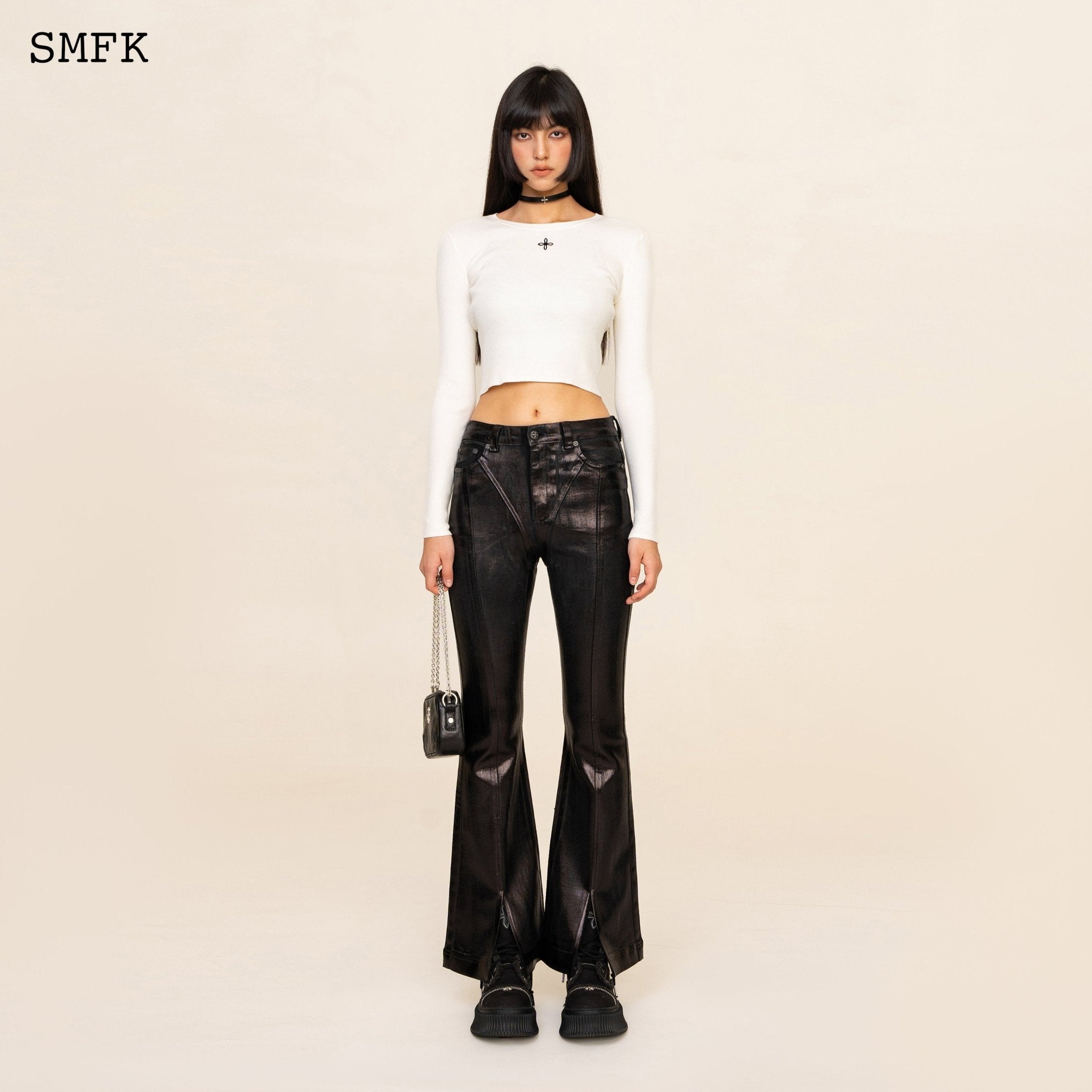 SMFK Compass Cross Rib Knit Top In White | MADA IN CHINA