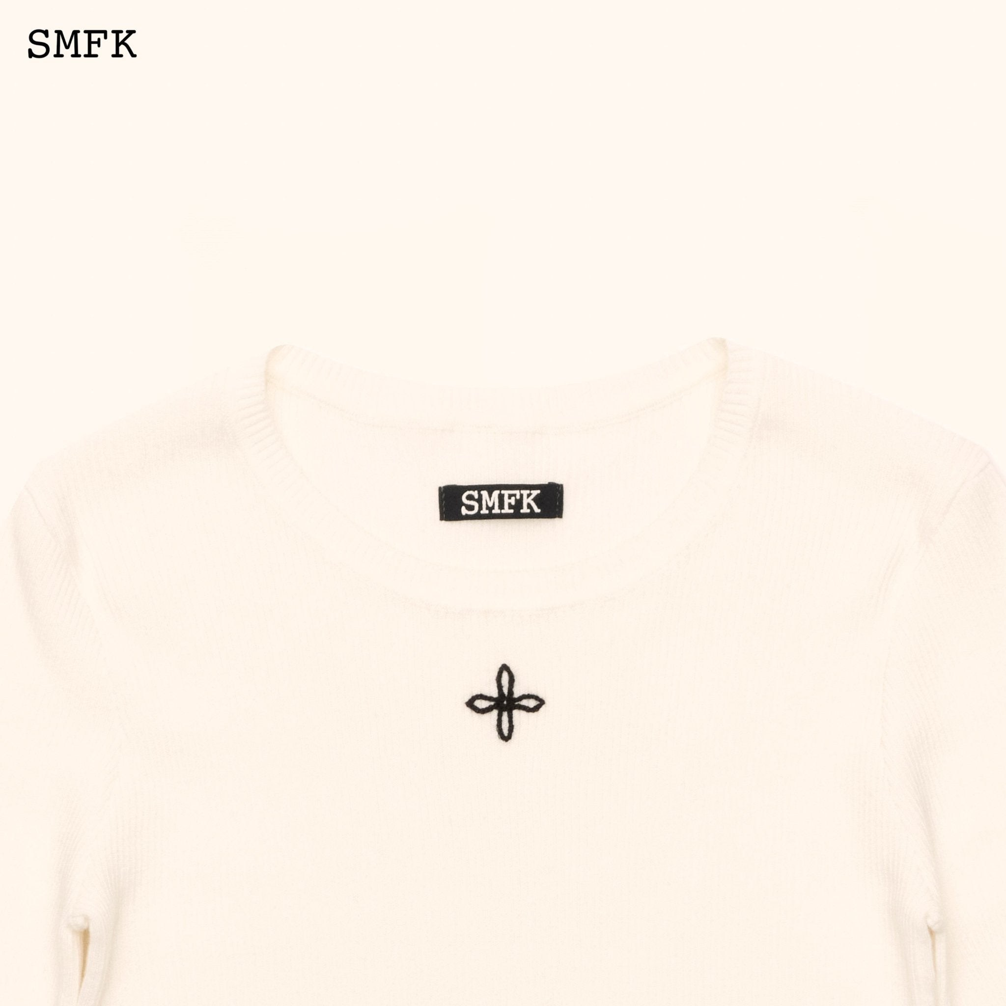 SMFK Compass Cross Rib Knit Top In White | MADA IN CHINA