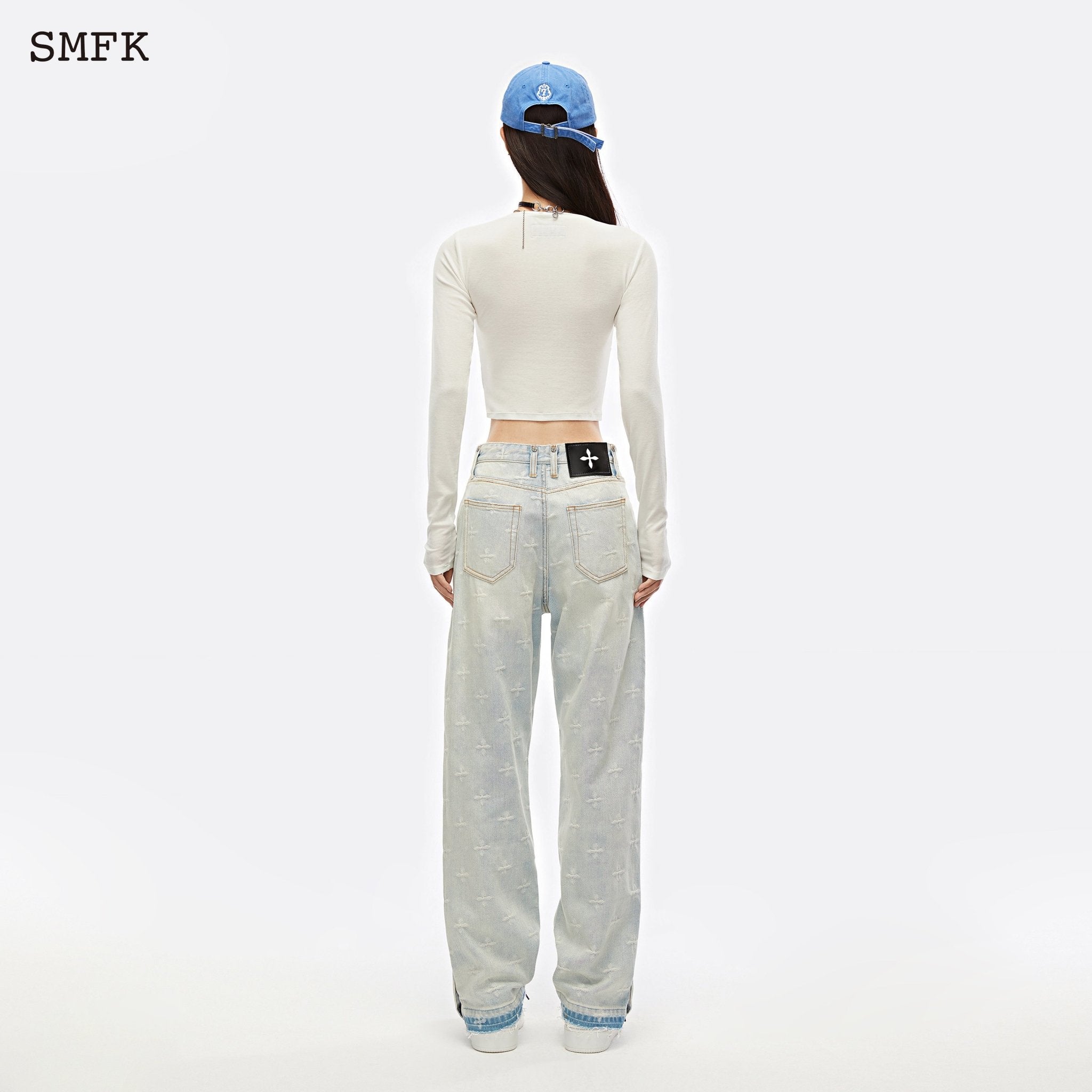 SMFK Compass Midnight Flower Wool Knit Sky White | MADA IN CHINA