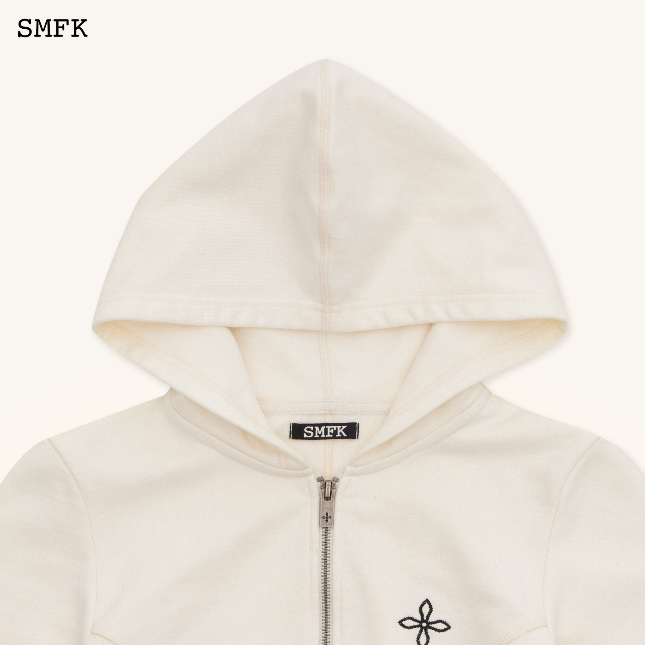 SMFK Compass Rove Stray Slim-Fit Hoodie In White | MADA IN CHINA