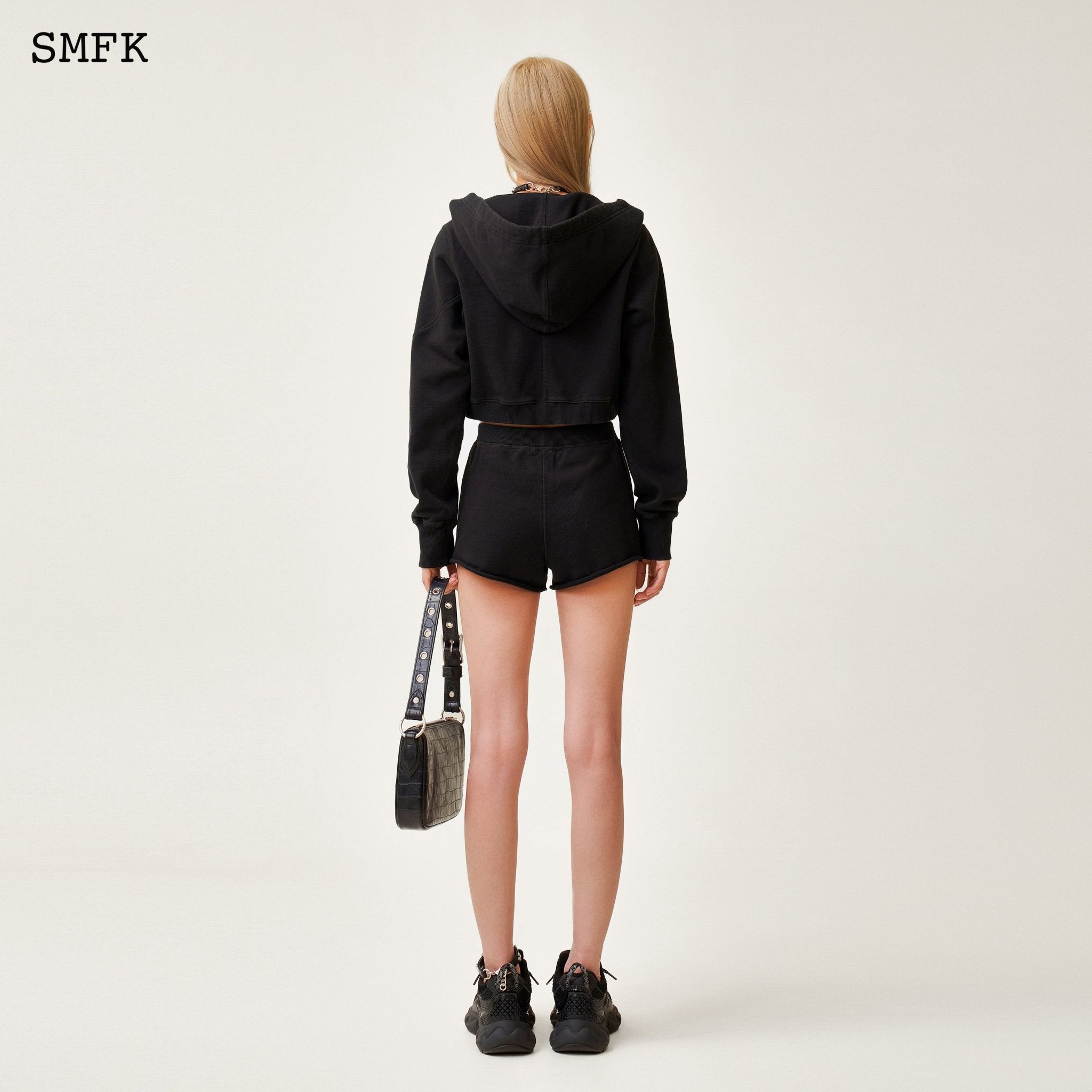 SMFK Compass Rove Stray Slim-Fit Sporty Shorts Black | MADA IN CHINA