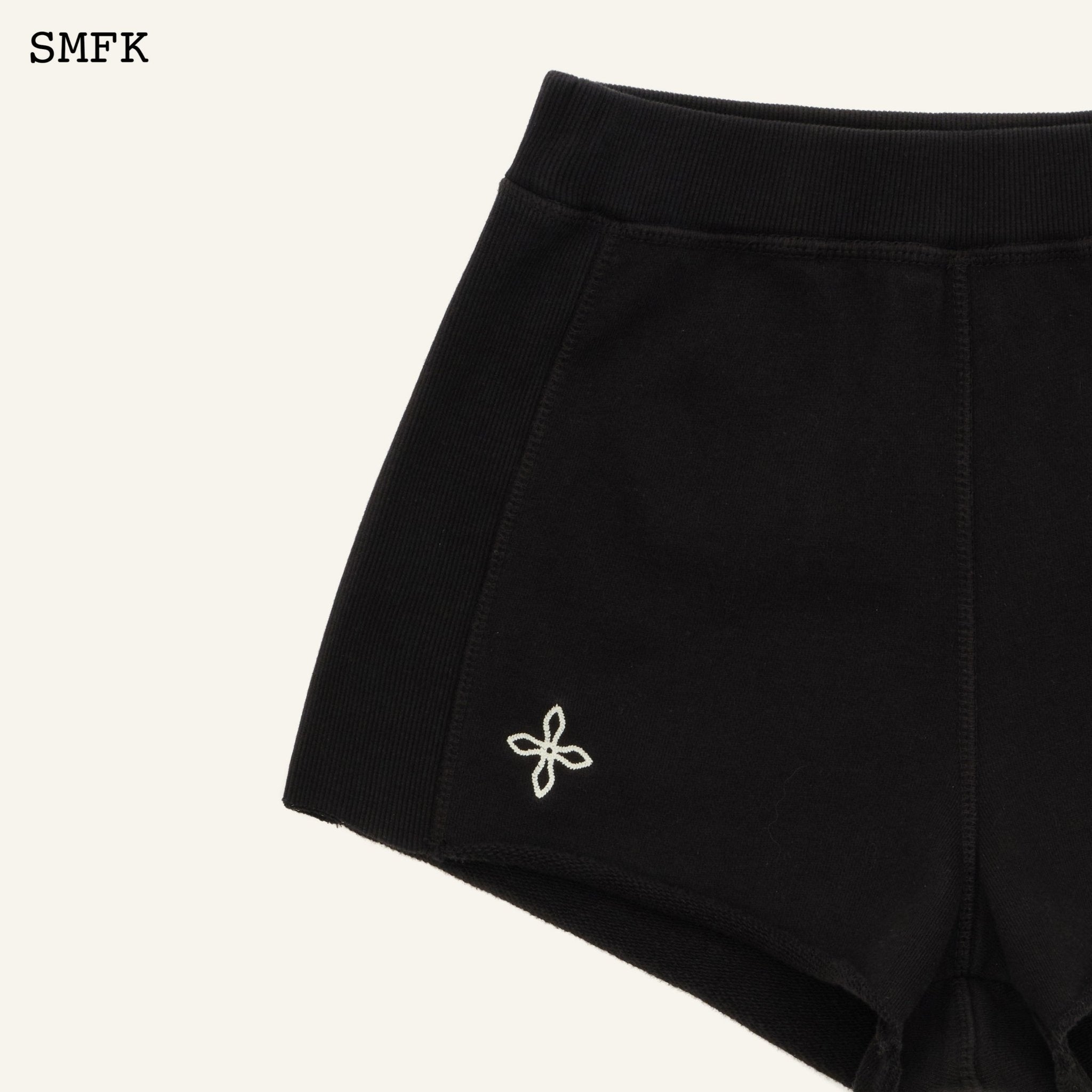 SMFK Compass Rove Stray Slim-Fit Sporty Shorts Black | MADA IN CHINA