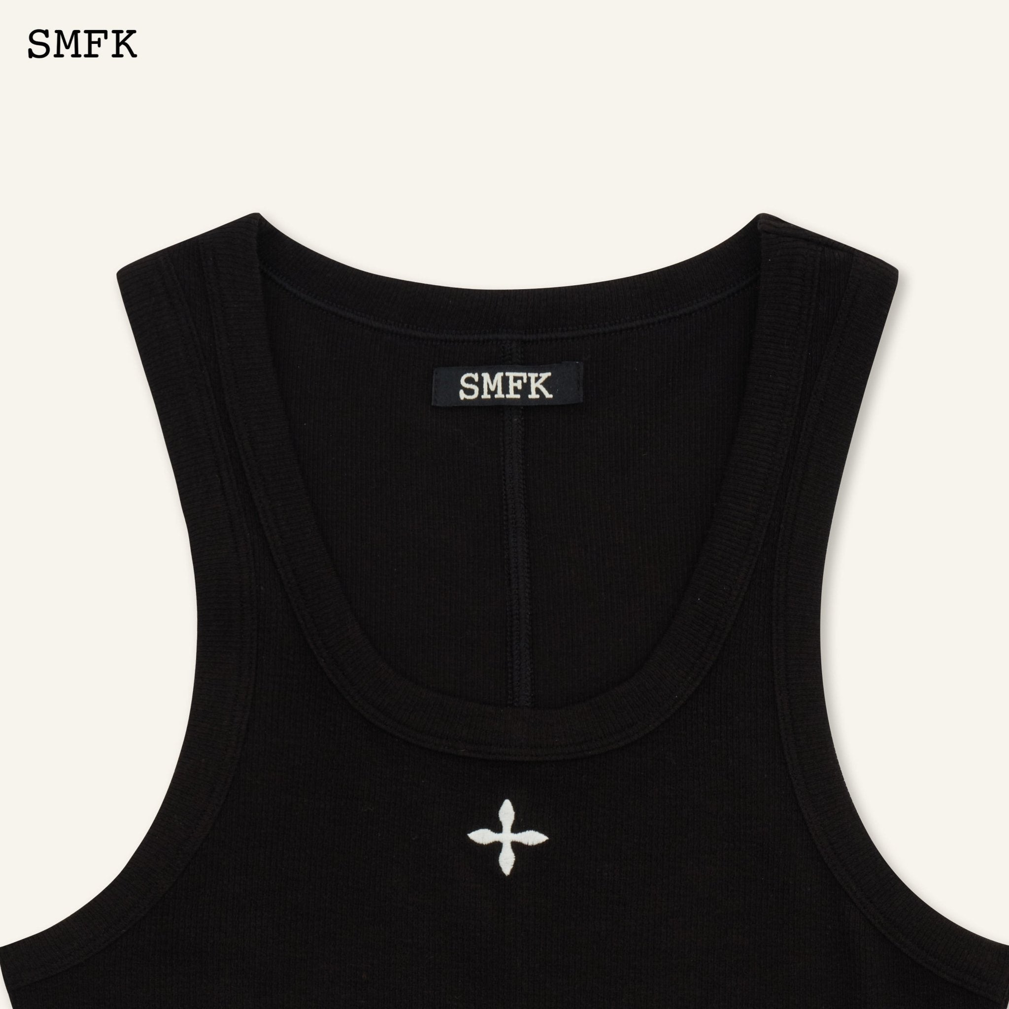 SMFK Compass Rove Stray Vest Dress 黒 Compass Rove 黑色流浪背心连衣裙| MADAX