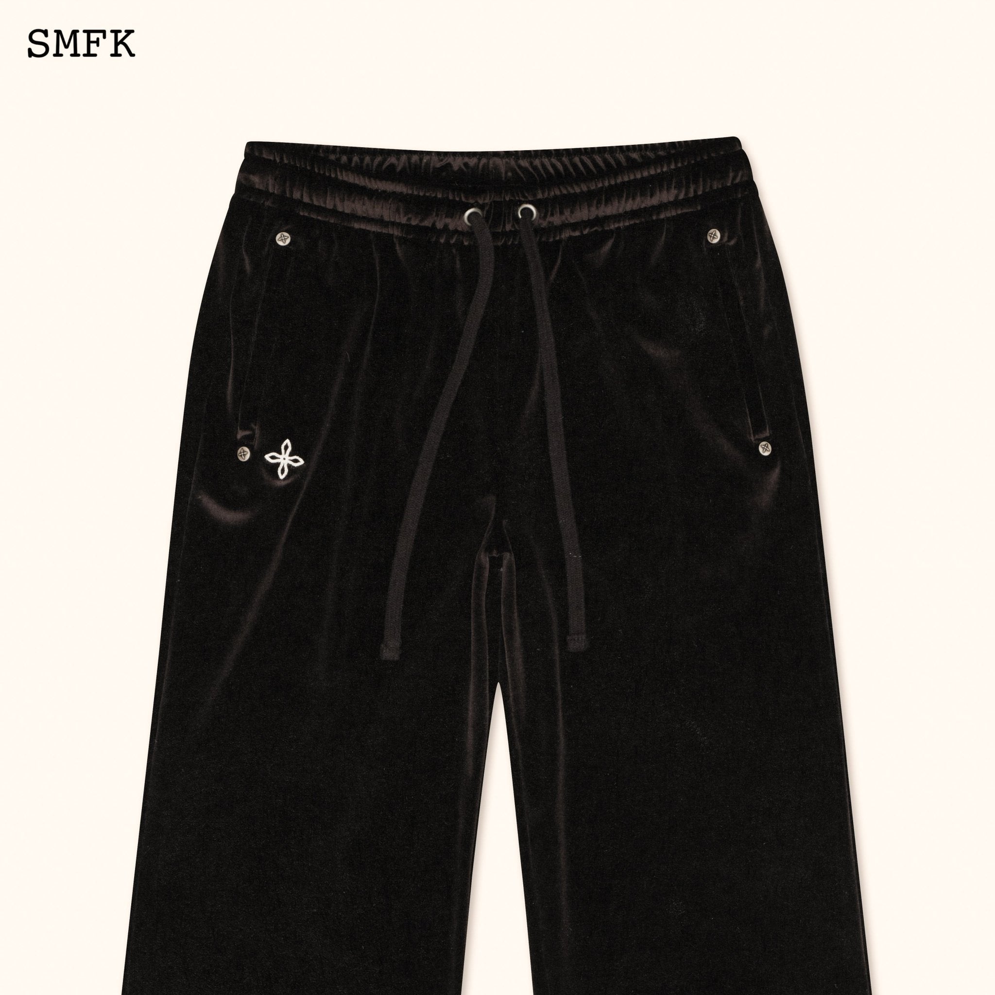 SMFK Compass Rove Training Pants Black Velvet | MADA IN CHINA