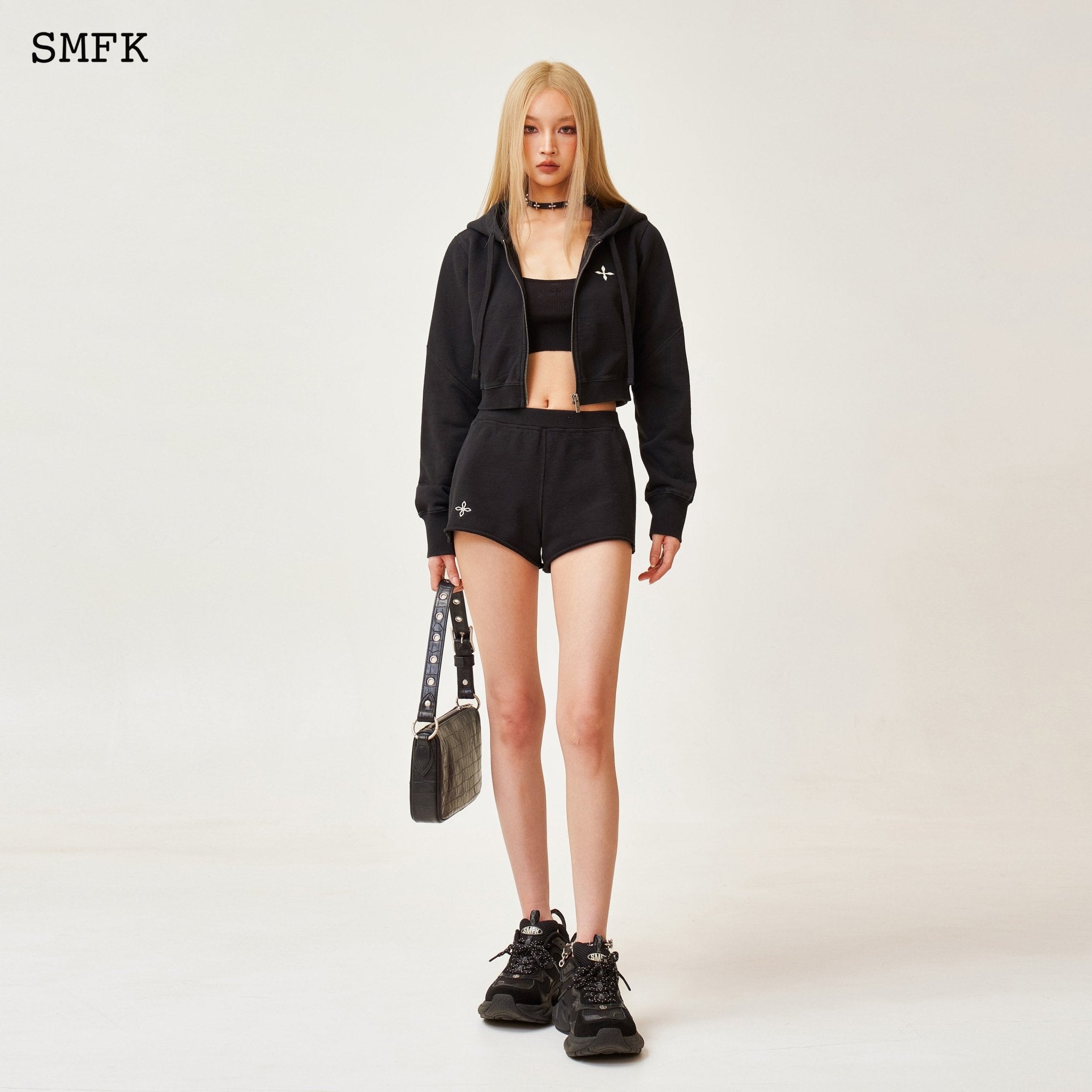 SMFK Compass Rush Short Sporty Hoodie In Black | MADA IN CHINA