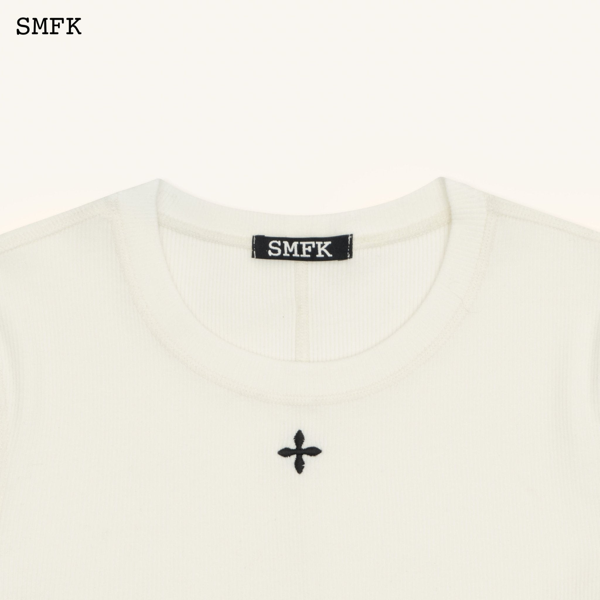 SMFK Compass Rush Slim-Fit Tee In White | MADA IN CHINA