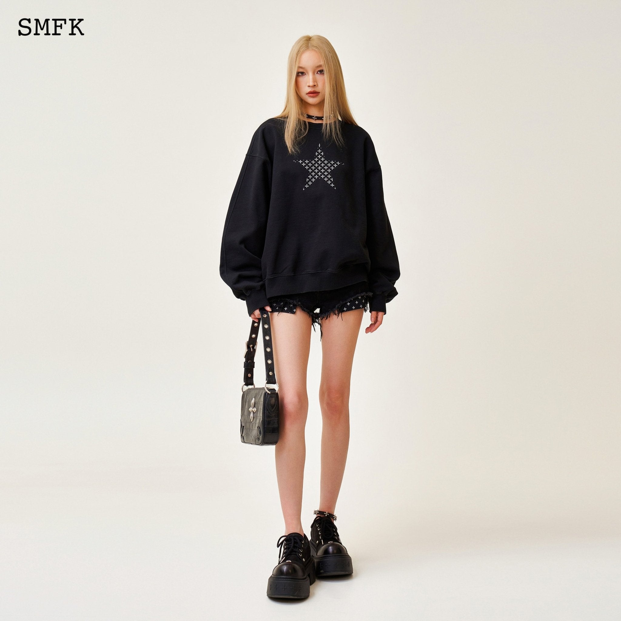 SMFK Compass Star Garden Classic Sports Black Sweatshirt | MADA IN CHINA